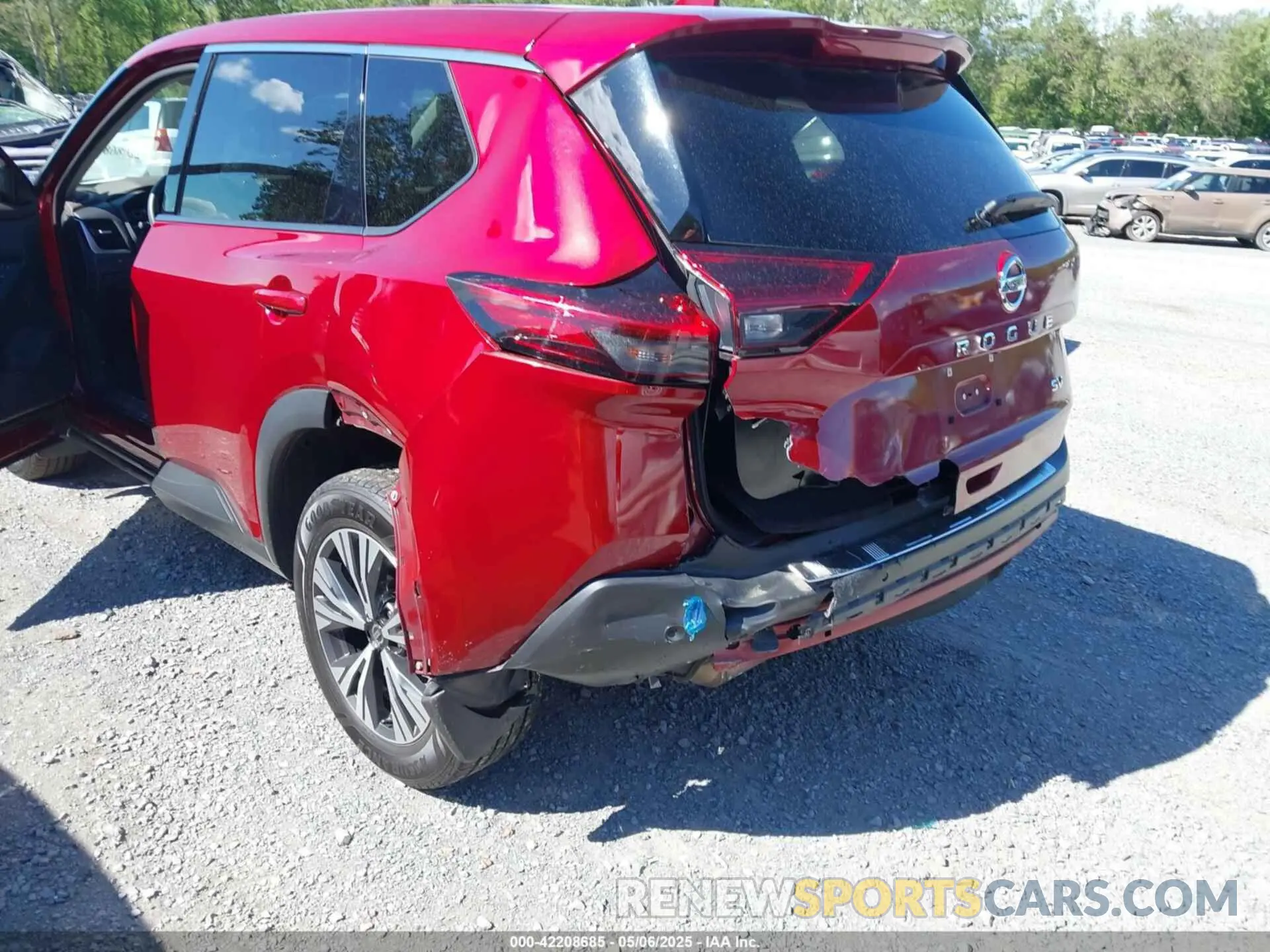 6 Photograph of a damaged car 5N1AT3BAXMC798896 NISSAN ROGUE 2021
