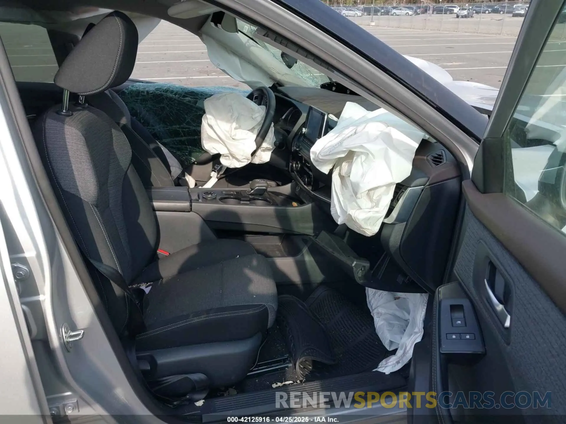 5 Photograph of a damaged car 5N1AT3BB0MC680767 NISSAN ROGUE 2021