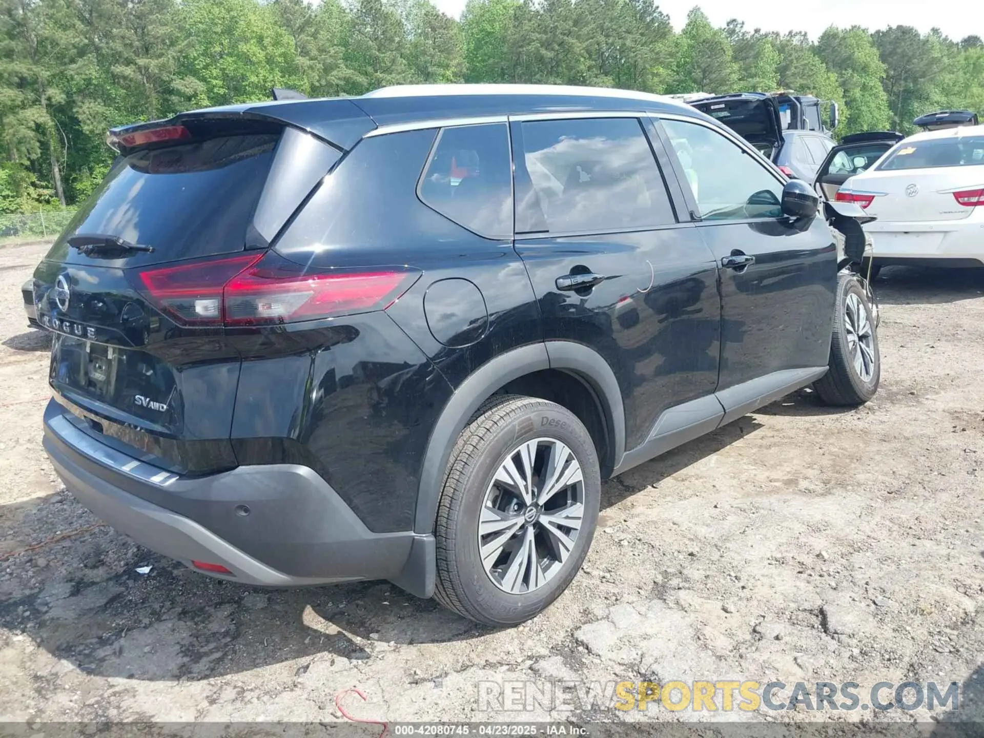 4 Photograph of a damaged car 5N1AT3BB0MC776740 NISSAN ROGUE 2021