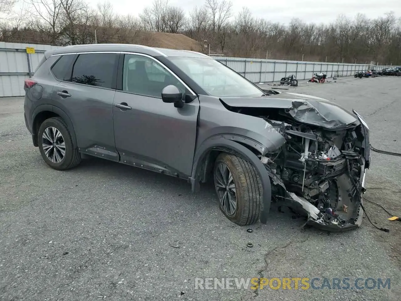4 Photograph of a damaged car 5N1AT3BB0MC782103 NISSAN ROGUE 2021