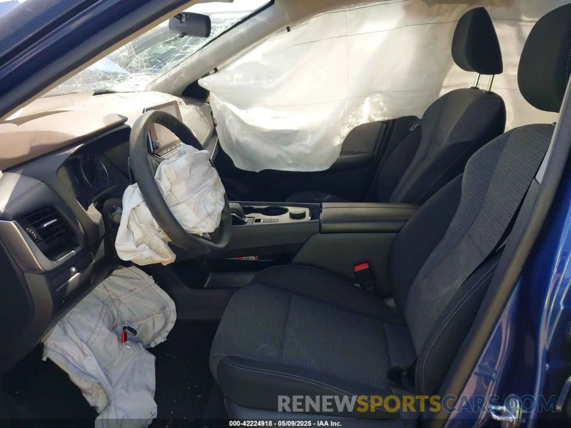 5 Photograph of a damaged car 5N1AT3BB1MC770638 NISSAN ROGUE 2021