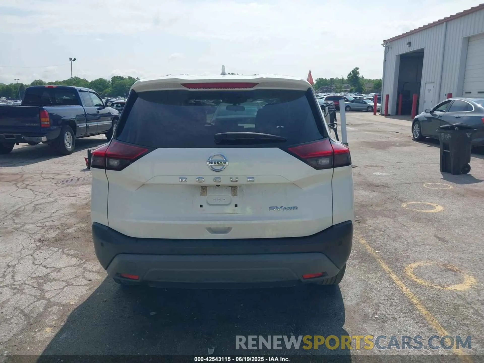 16 Photograph of a damaged car 5N1AT3BB1MC791070 NISSAN ROGUE 2021