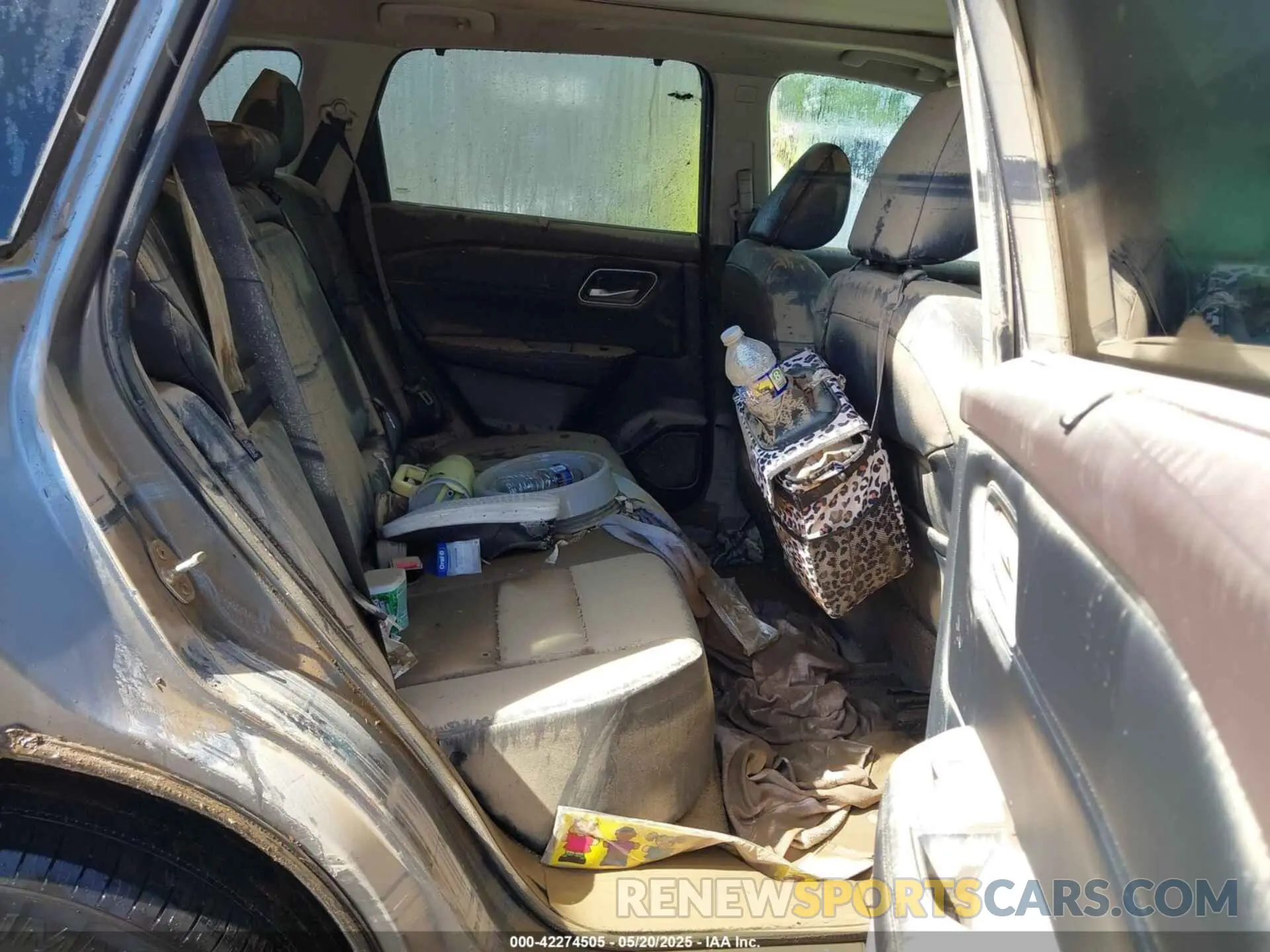 8 Photograph of a damaged car 5N1AT3BB1MC849730 NISSAN ROGUE 2021