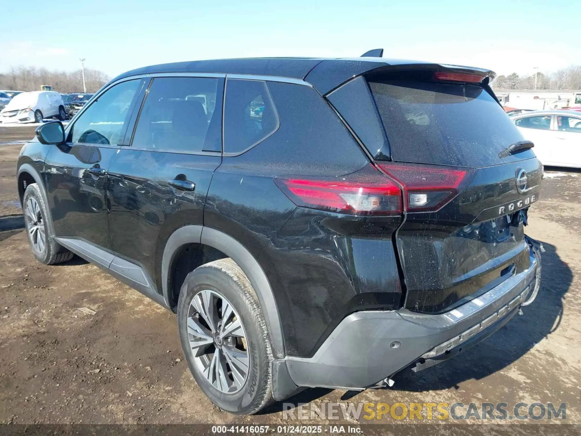 17 Photograph of a damaged car 5N1AT3BB2MC699157 NISSAN ROGUE 2021