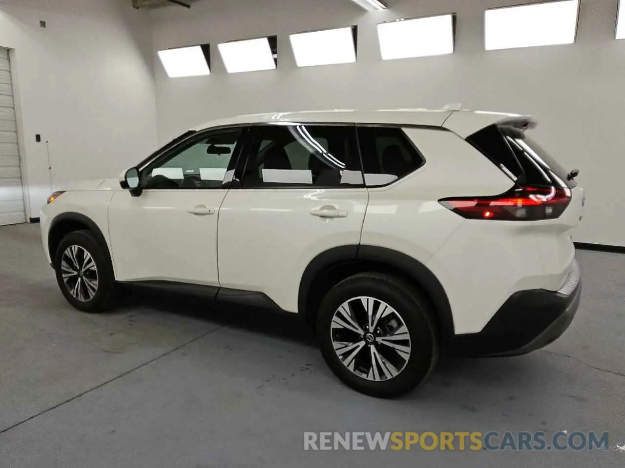 2 Photograph of a damaged car 5N1AT3BB2MC725496 NISSAN ROGUE 2021