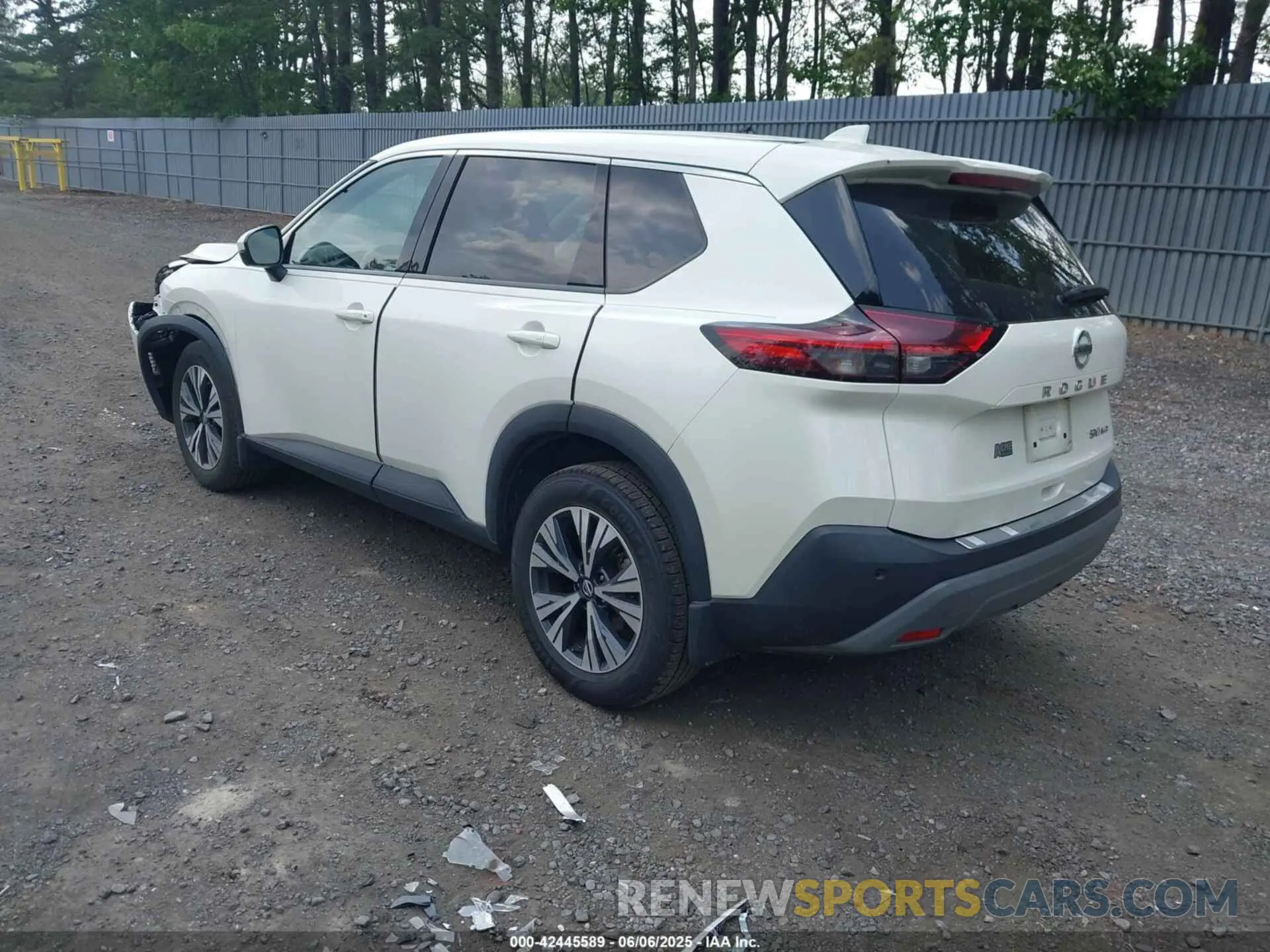 3 Photograph of a damaged car 5N1AT3BB2MC793975 NISSAN ROGUE 2021