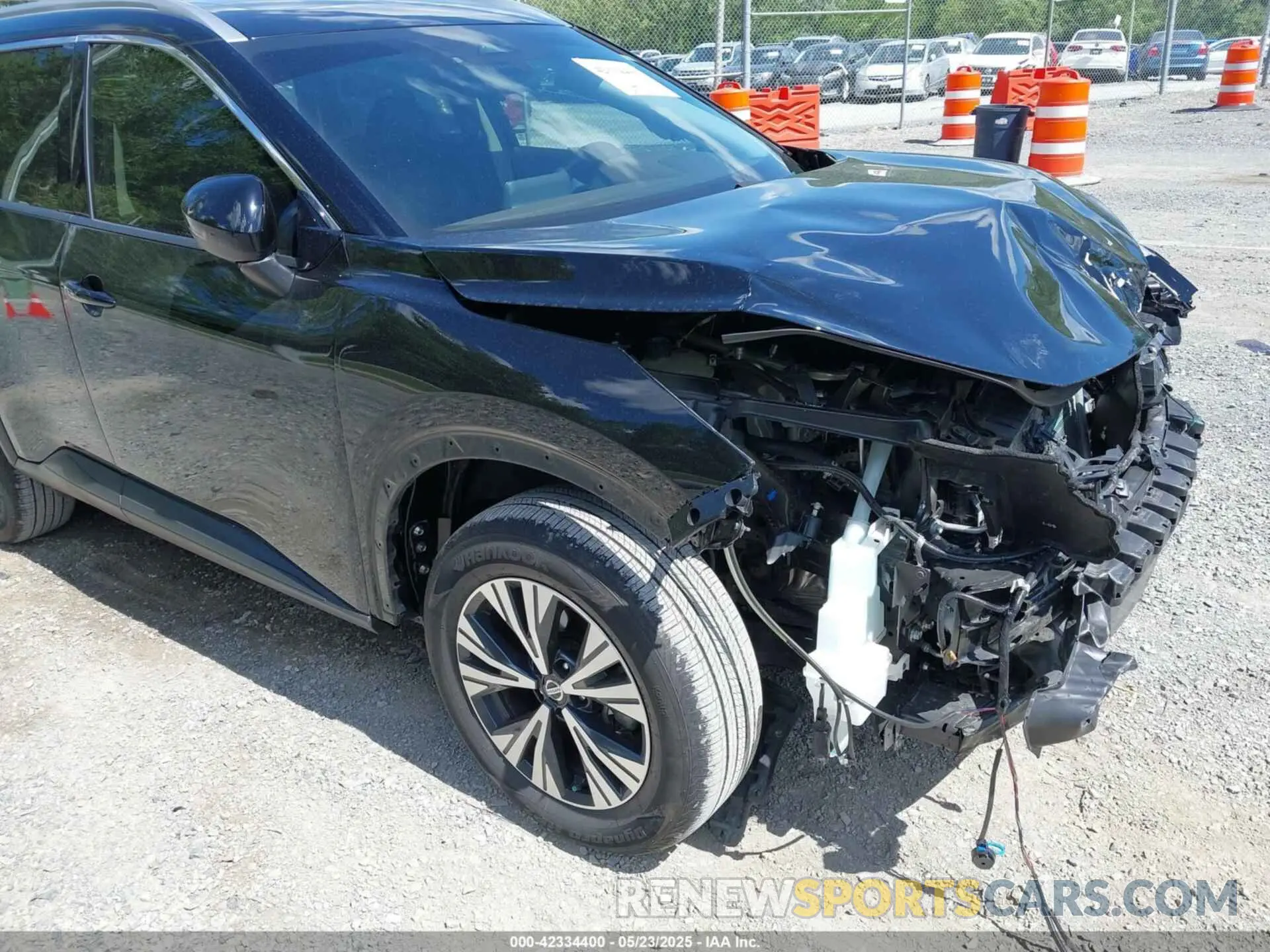 18 Photograph of a damaged car 5N1AT3BB3MC696719 NISSAN ROGUE 2021