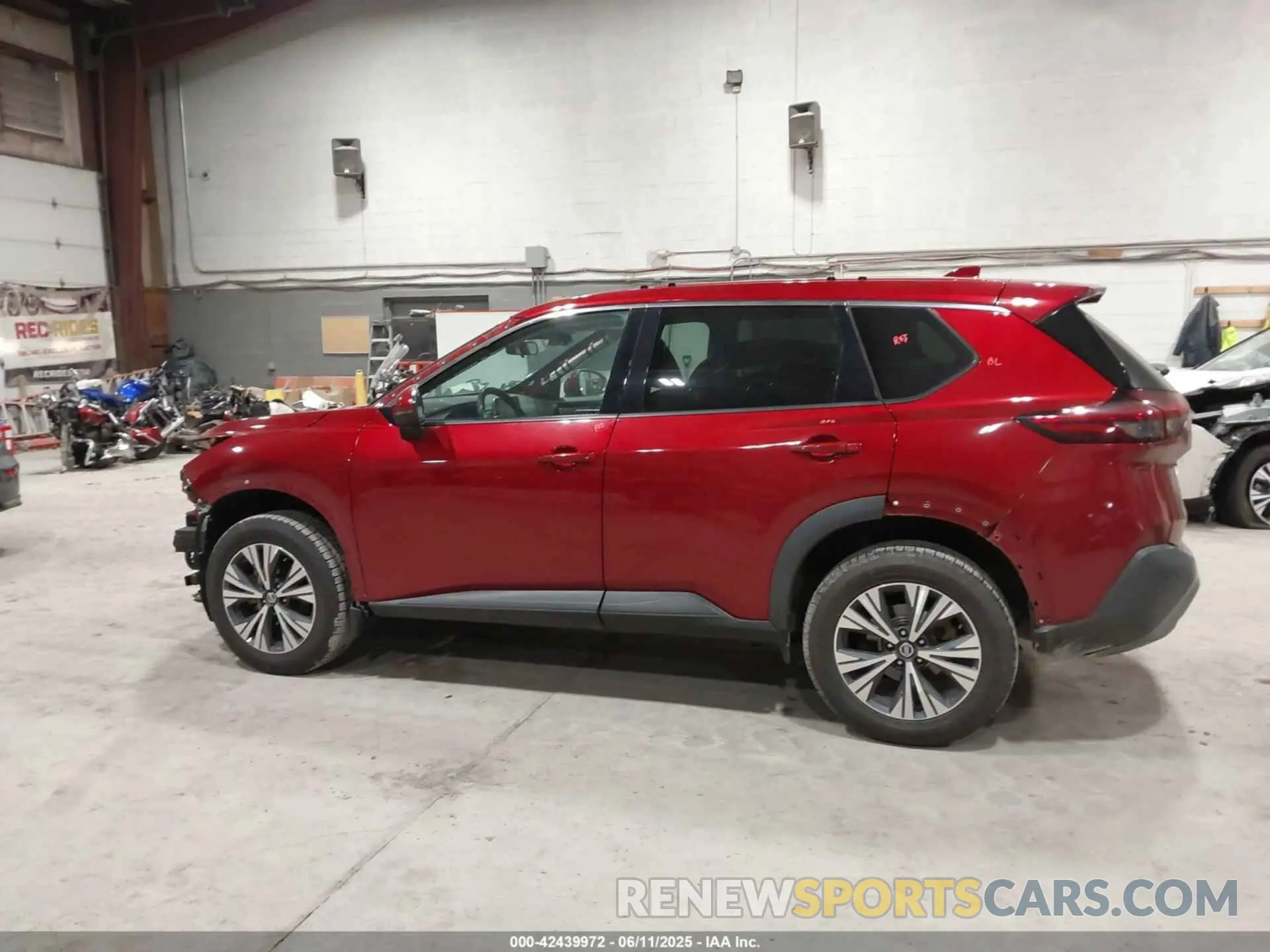 15 Photograph of a damaged car 5N1AT3BB4MC761271 NISSAN ROGUE 2021