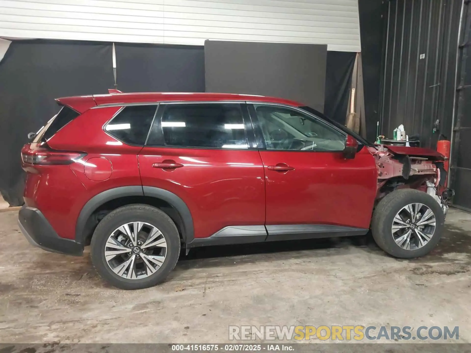 14 Photograph of a damaged car 5N1AT3BB4MC770097 NISSAN ROGUE 2021