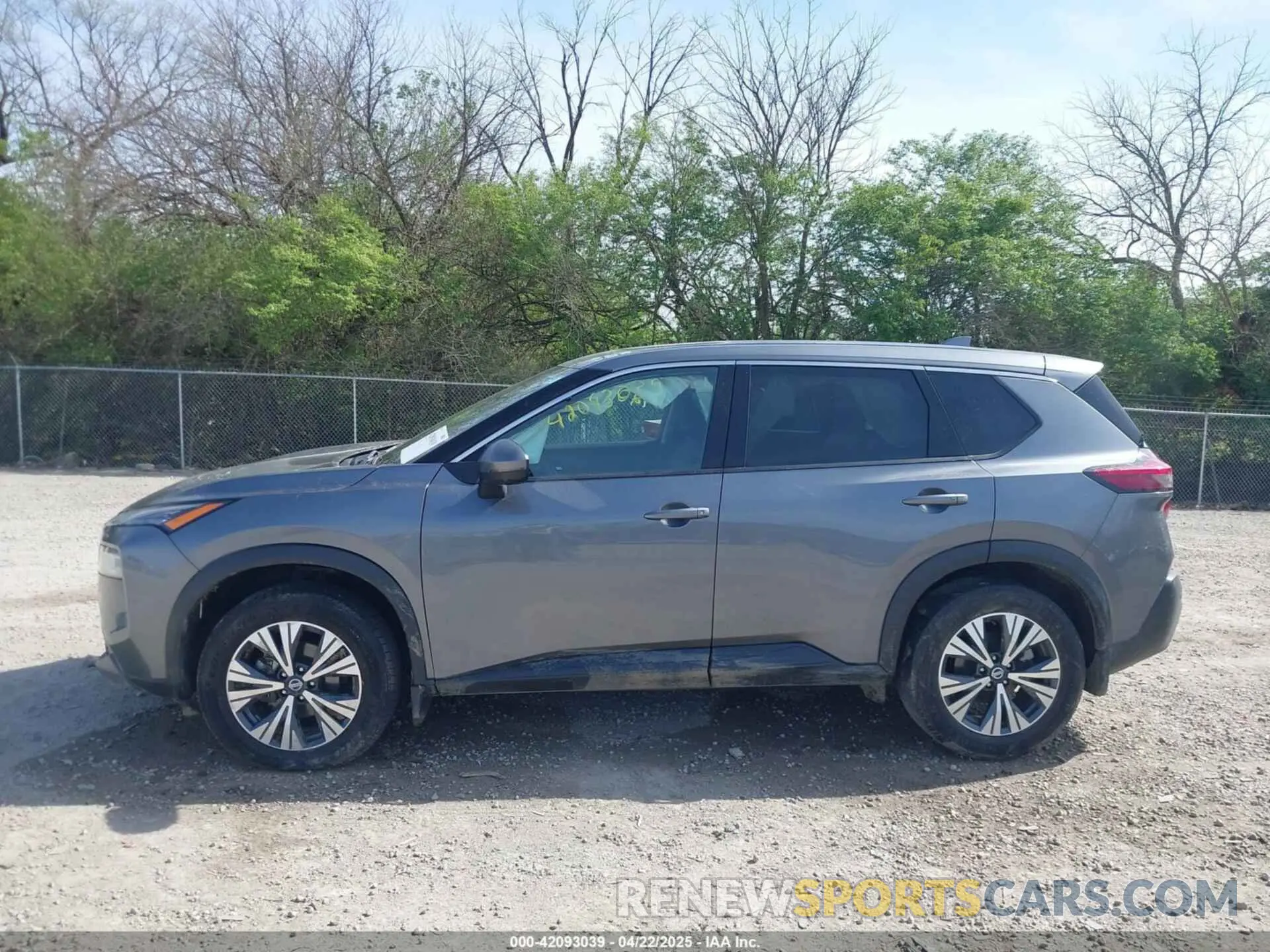 14 Photograph of a damaged car 5N1AT3BB4MC775901 NISSAN ROGUE 2021