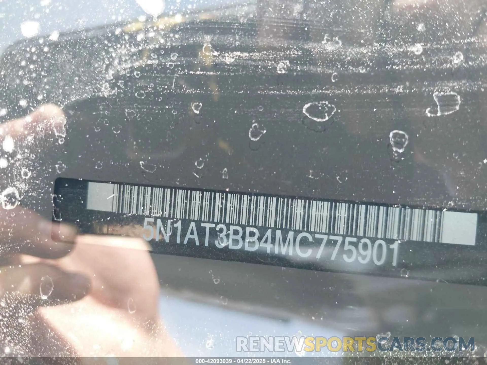 9 Photograph of a damaged car 5N1AT3BB4MC775901 NISSAN ROGUE 2021