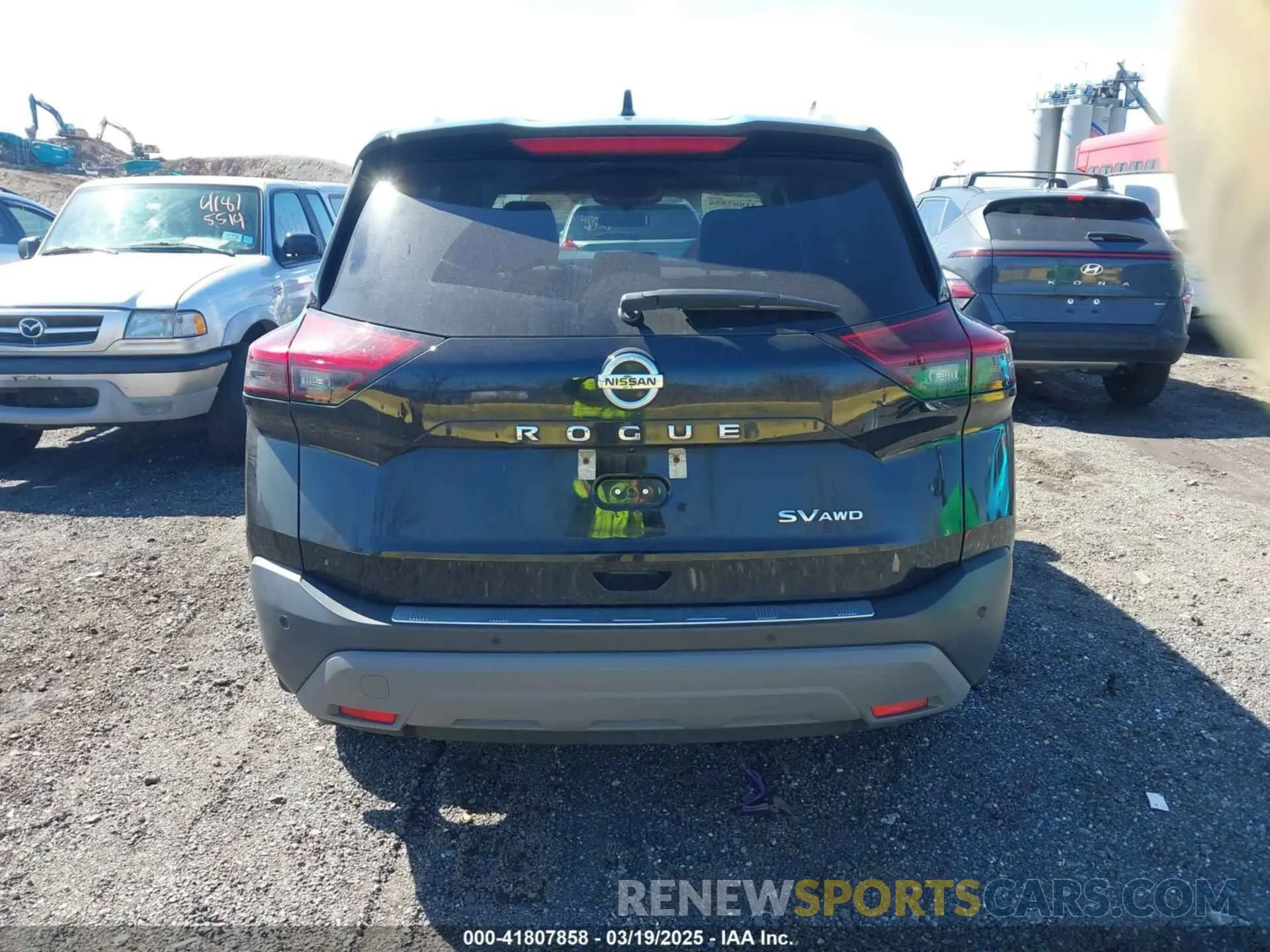 16 Photograph of a damaged car 5N1AT3BB4MC810775 NISSAN ROGUE 2021