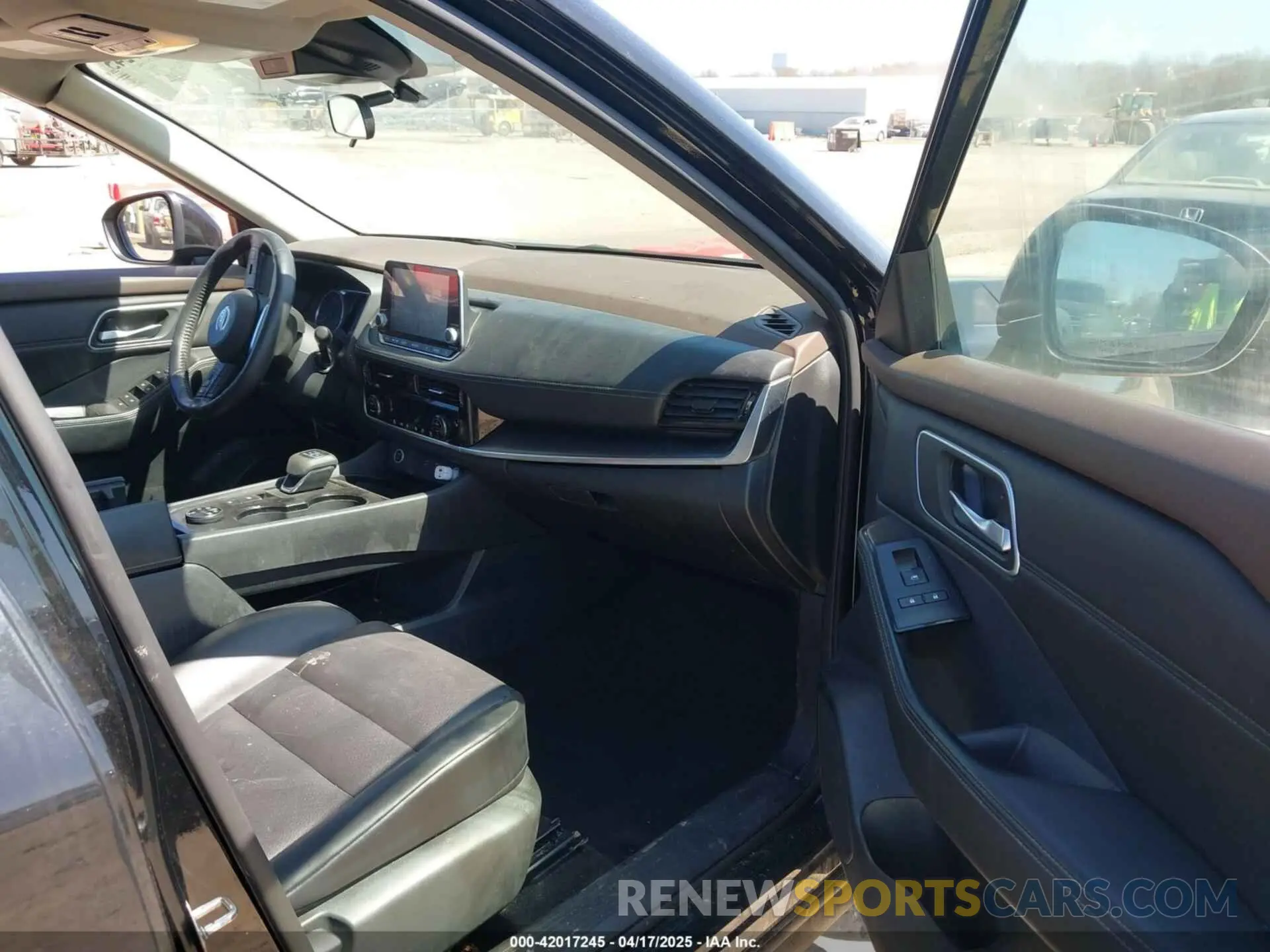 5 Photograph of a damaged car 5N1AT3BB5MC692798 NISSAN ROGUE 2021