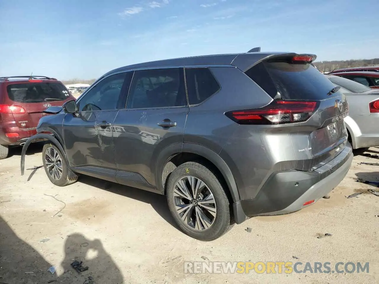 2 Photograph of a damaged car 5N1AT3BB5MC693885 NISSAN ROGUE 2021
