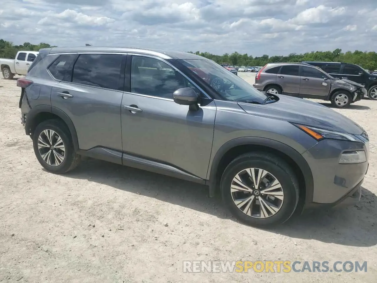 4 Photograph of a damaged car 5N1AT3BB5MC721233 NISSAN ROGUE 2021