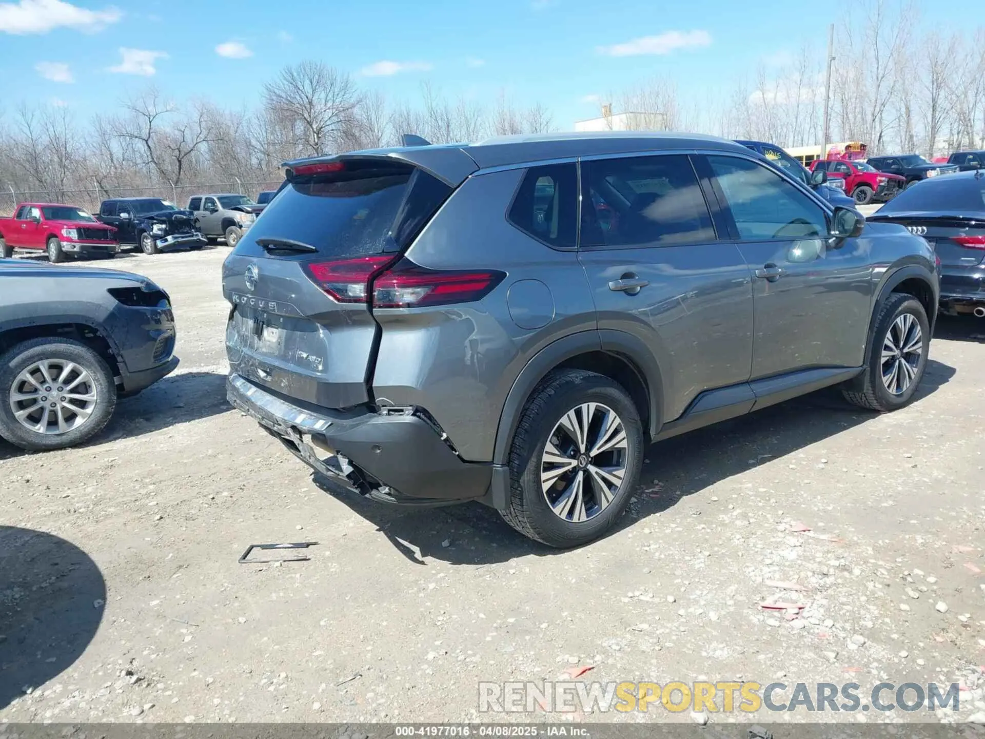 4 Photograph of a damaged car 5N1AT3BB5MC759755 NISSAN ROGUE 2021