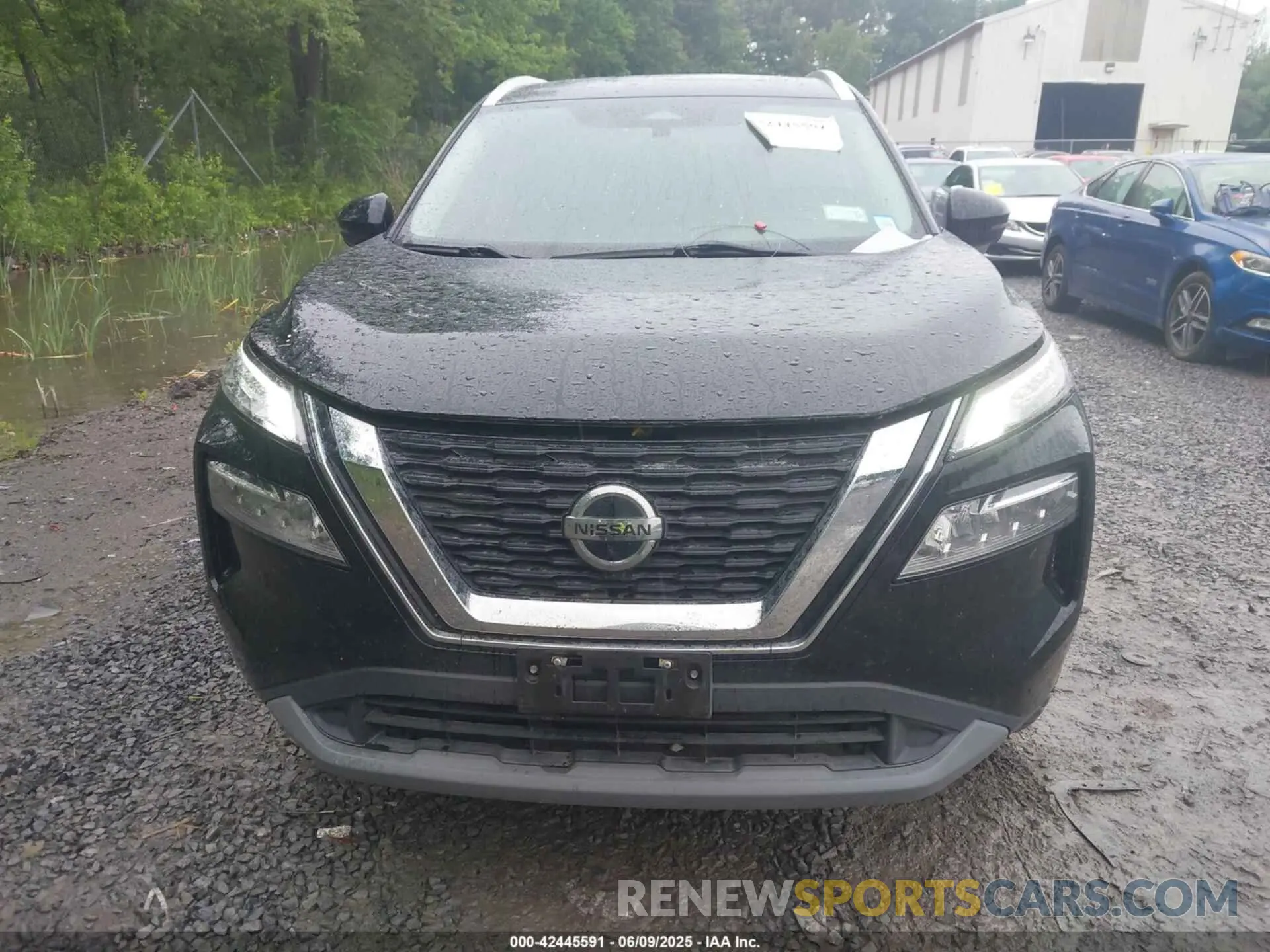 12 Photograph of a damaged car 5N1AT3BB5MC810400 NISSAN ROGUE 2021