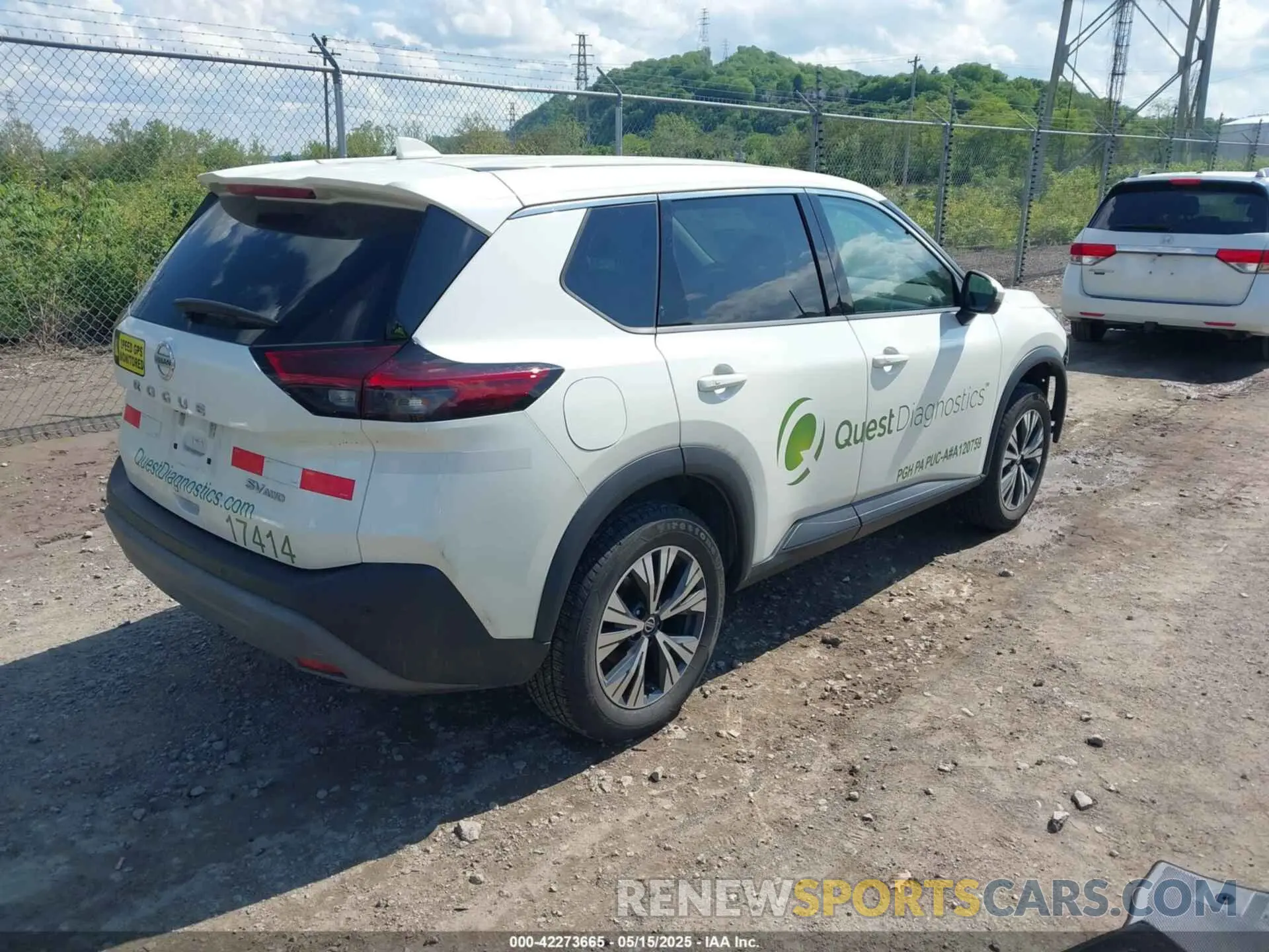 4 Photograph of a damaged car 5N1AT3BB5MC814656 NISSAN ROGUE 2021