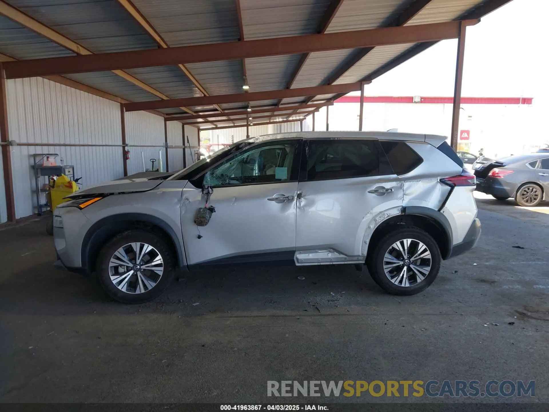 15 Photograph of a damaged car 5N1AT3BB6MC767914 NISSAN ROGUE 2021