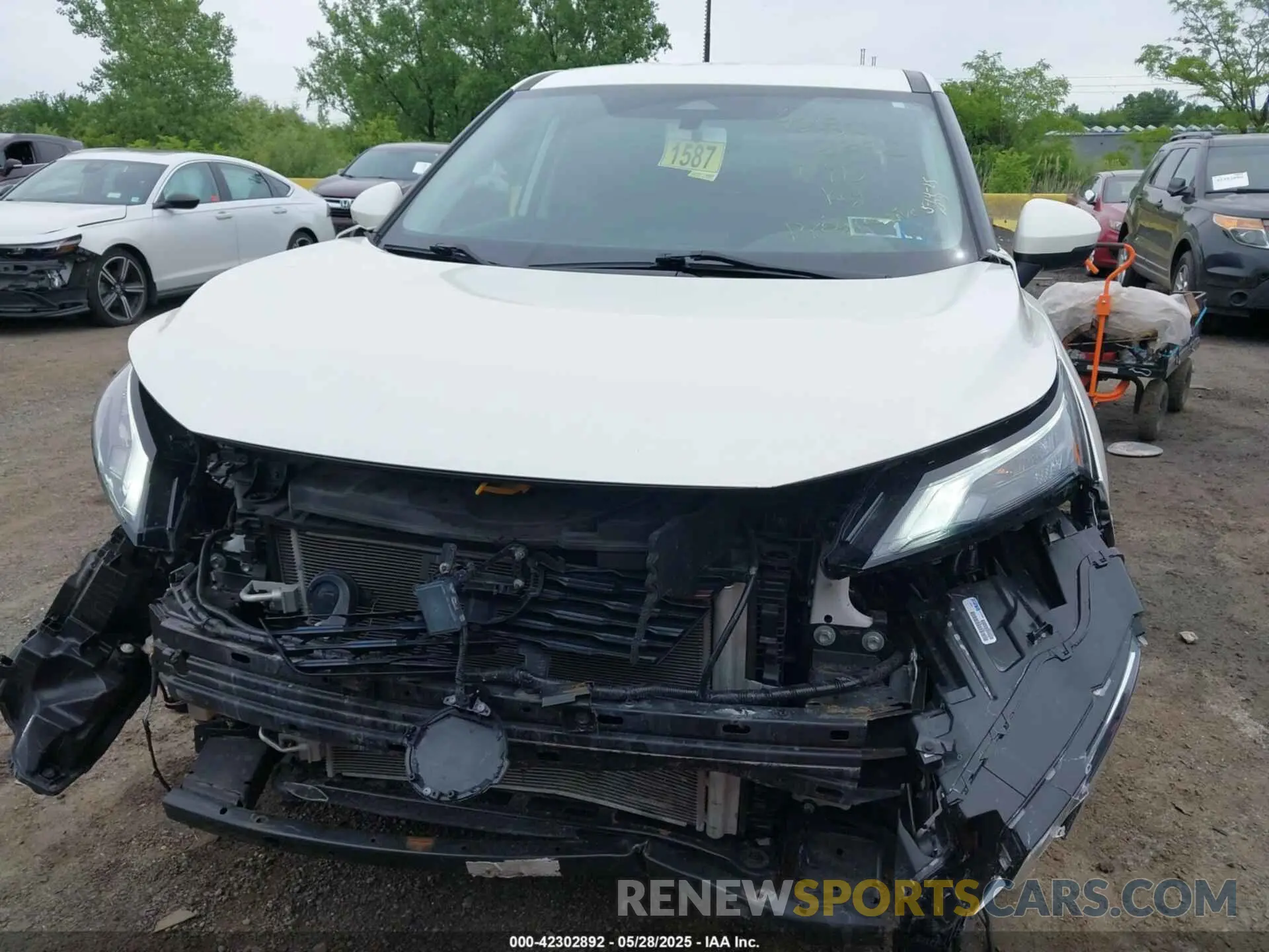 12 Photograph of a damaged car 5N1AT3BB6MC783448 NISSAN ROGUE 2021