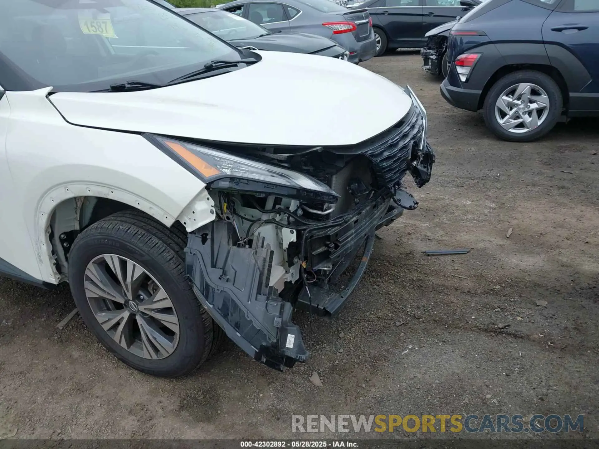 21 Photograph of a damaged car 5N1AT3BB6MC783448 NISSAN ROGUE 2021