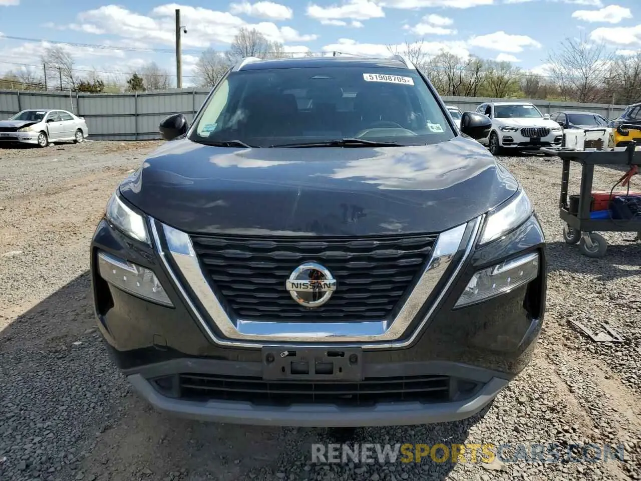 5 Photograph of a damaged car 5N1AT3BB6MC784468 NISSAN ROGUE 2021