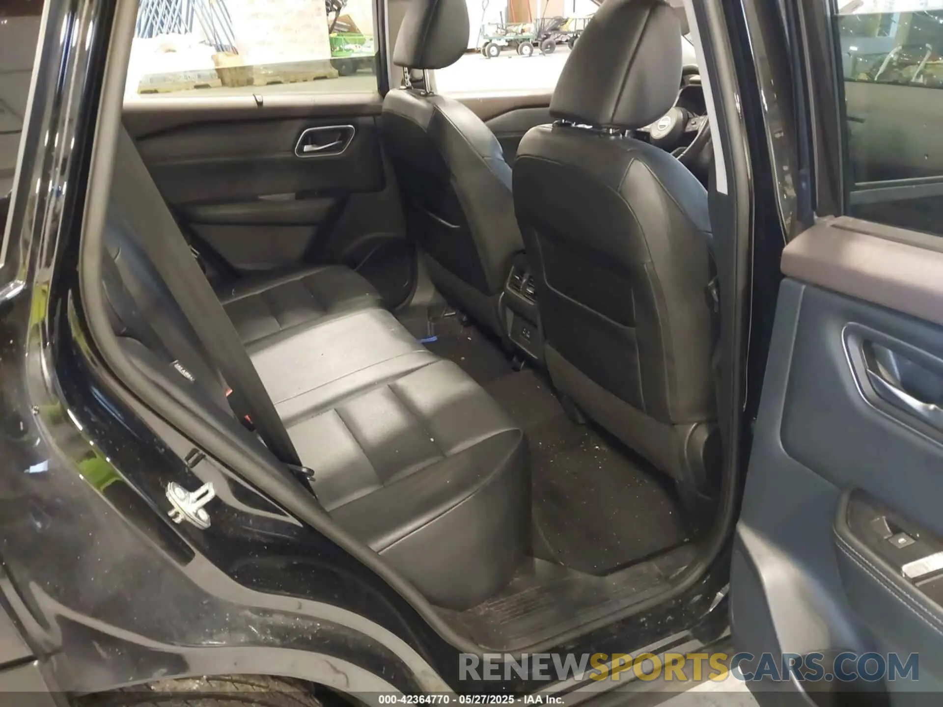 8 Photograph of a damaged car 5N1AT3BB7MC694410 NISSAN ROGUE 2021