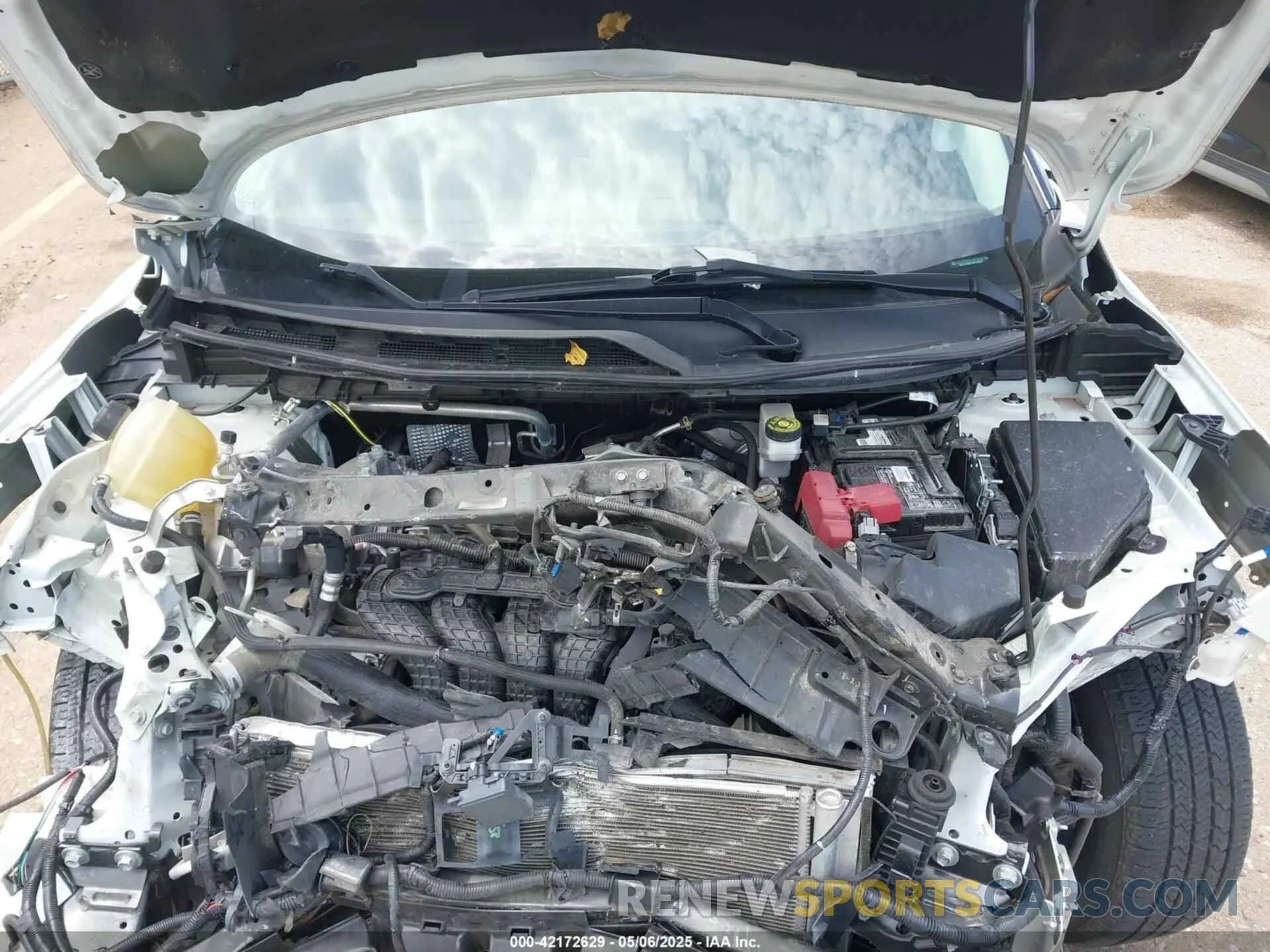 18 Photograph of a damaged car 5N1AT3BB7MC725557 NISSAN ROGUE 2021