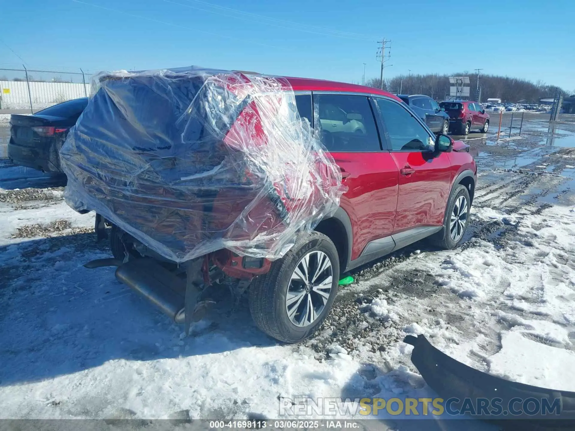 4 Photograph of a damaged car 5N1AT3BB7MC751043 NISSAN ROGUE 2021
