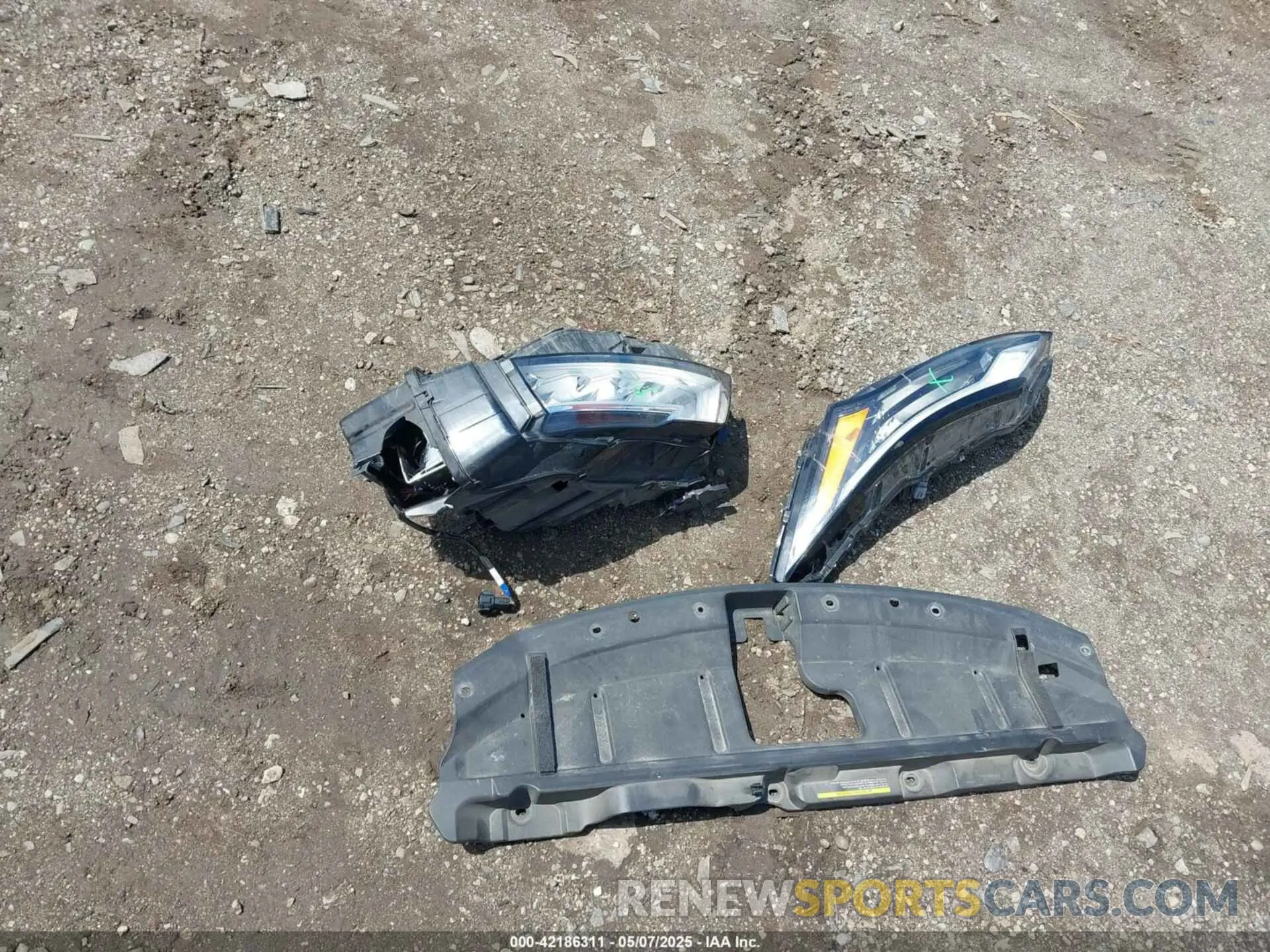12 Photograph of a damaged car 5N1AT3BB7MC772359 NISSAN ROGUE 2021