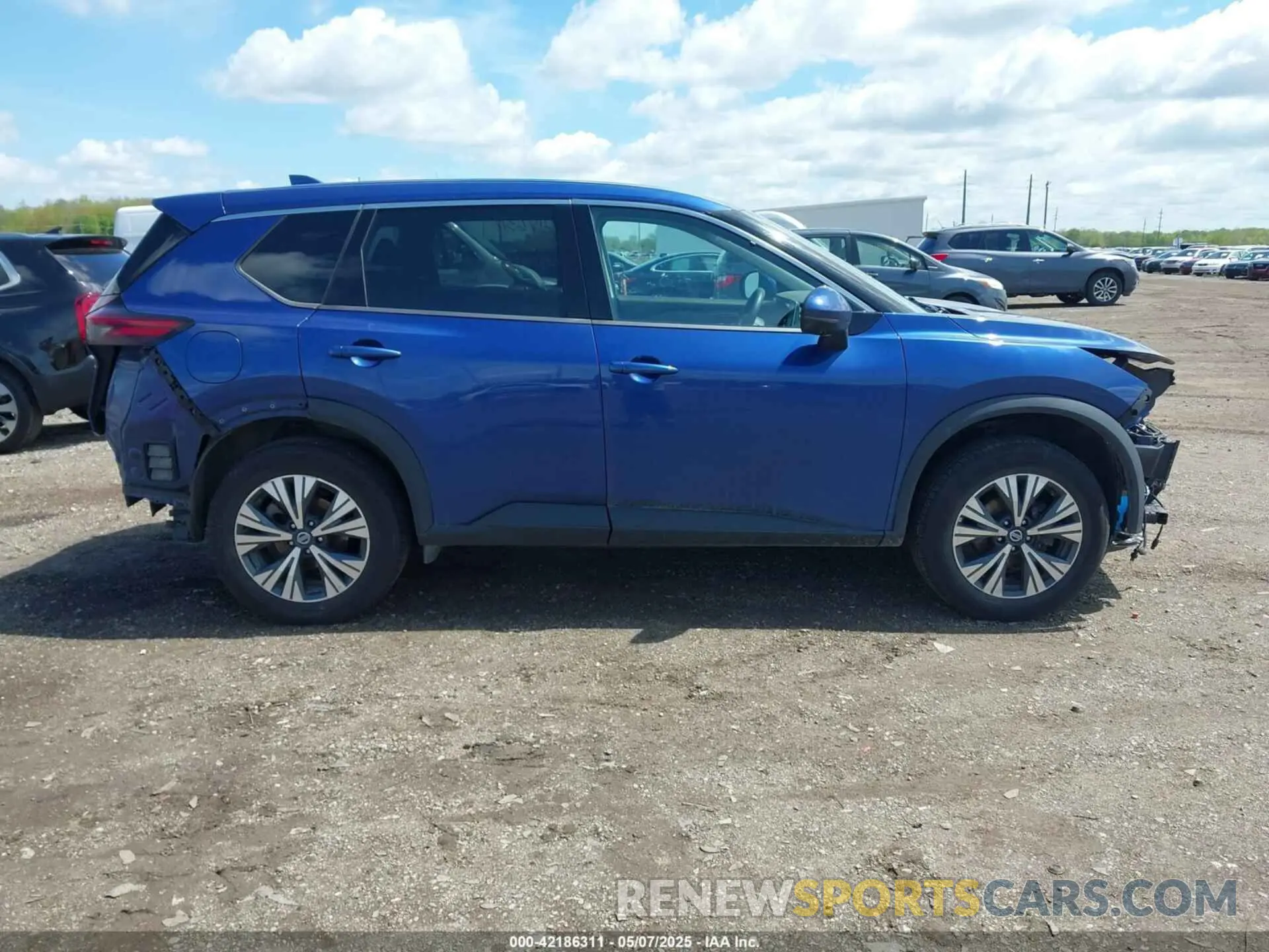 14 Photograph of a damaged car 5N1AT3BB7MC772359 NISSAN ROGUE 2021