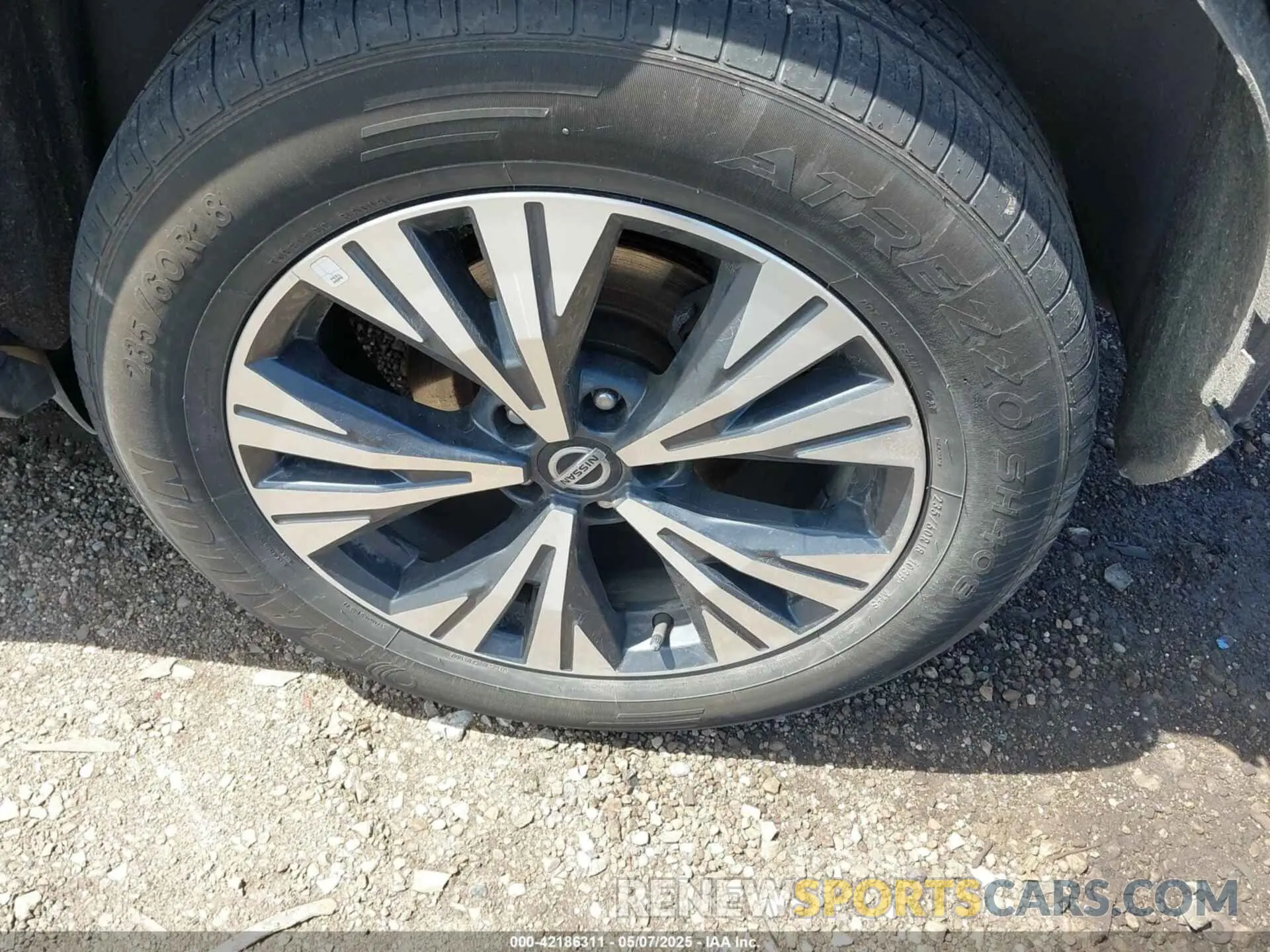 18 Photograph of a damaged car 5N1AT3BB7MC772359 NISSAN ROGUE 2021