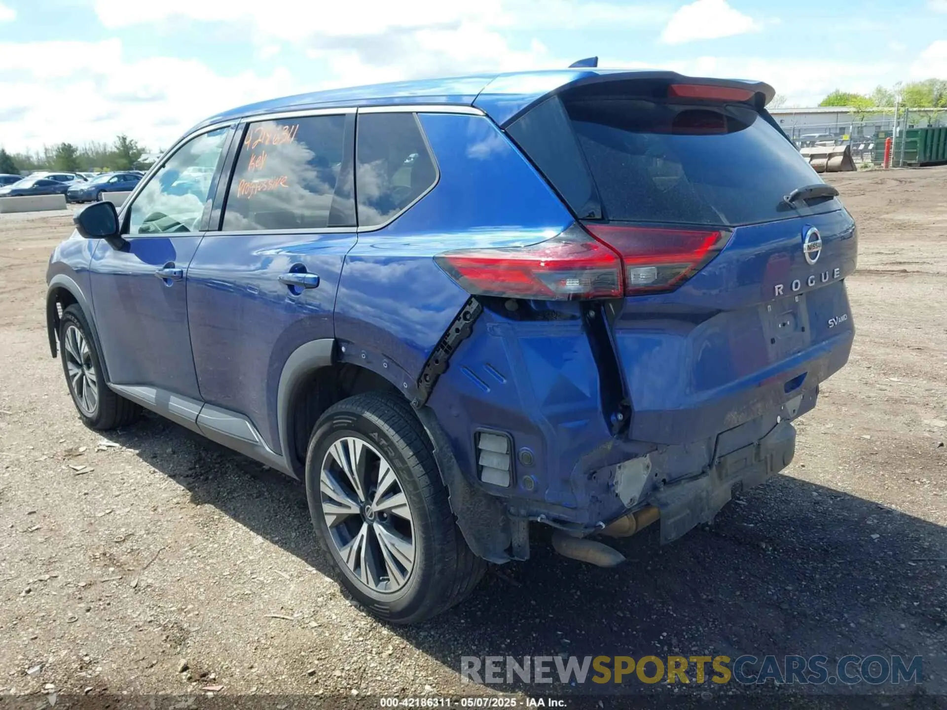 3 Photograph of a damaged car 5N1AT3BB7MC772359 NISSAN ROGUE 2021