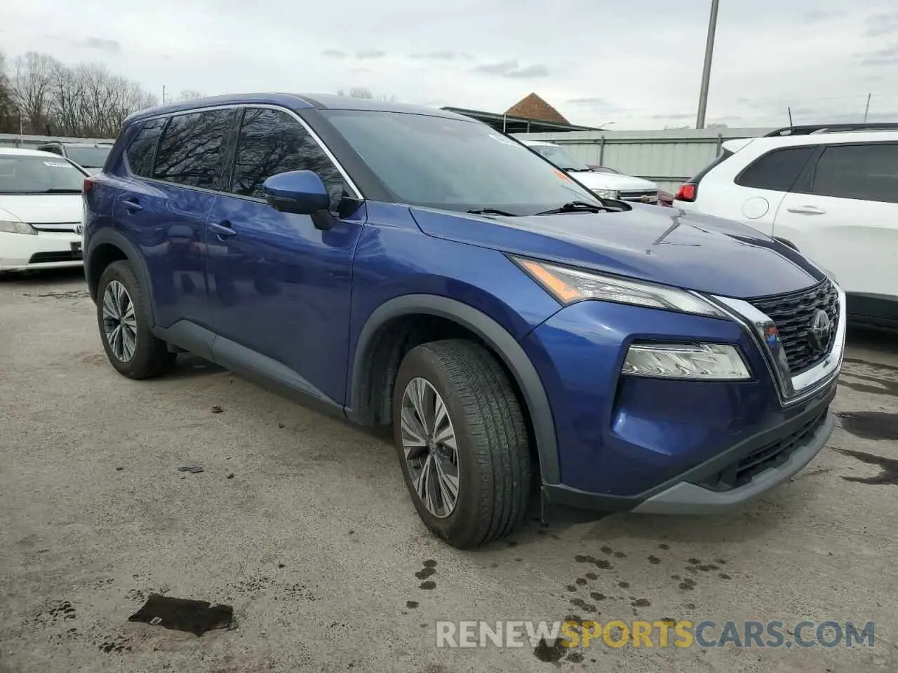4 Photograph of a damaged car 5N1AT3BB7MC782289 NISSAN ROGUE 2021