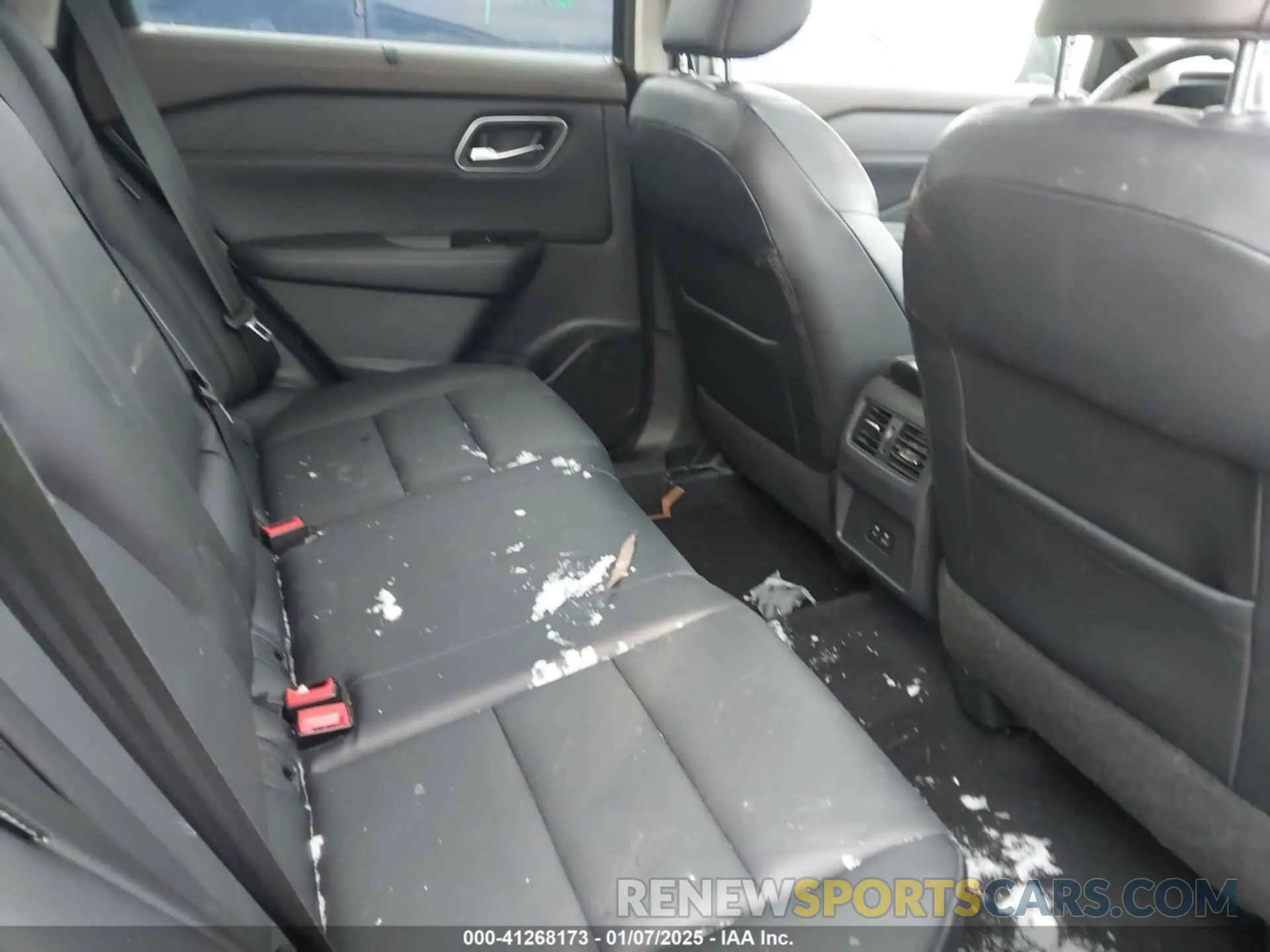 8 Photograph of a damaged car 5N1AT3BB7MC814285 NISSAN ROGUE 2021