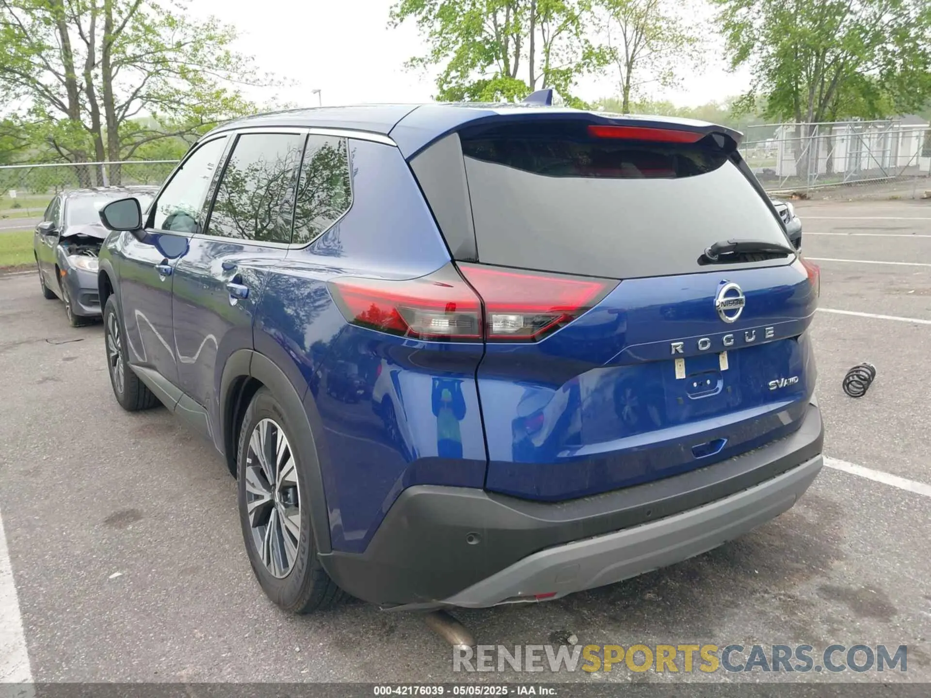 3 Photograph of a damaged car 5N1AT3BB8MC733795 NISSAN ROGUE 2021