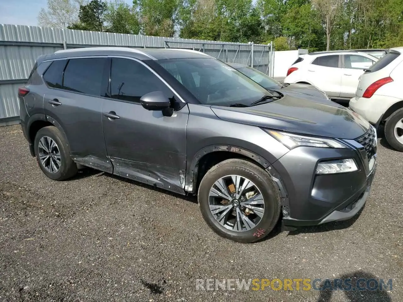 4 Photograph of a damaged car 5N1AT3BB9MC706492 NISSAN ROGUE 2021