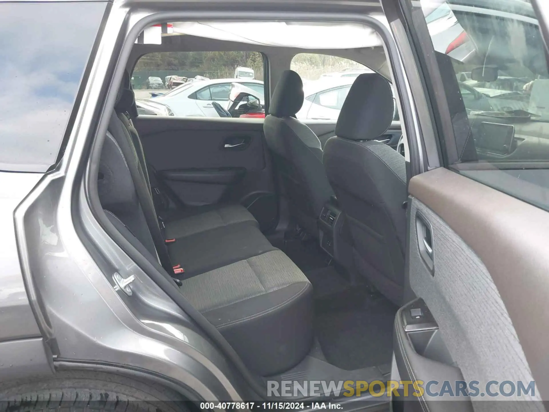 8 Photograph of a damaged car 5N1AT3BB9MC768362 NISSAN ROGUE 2021