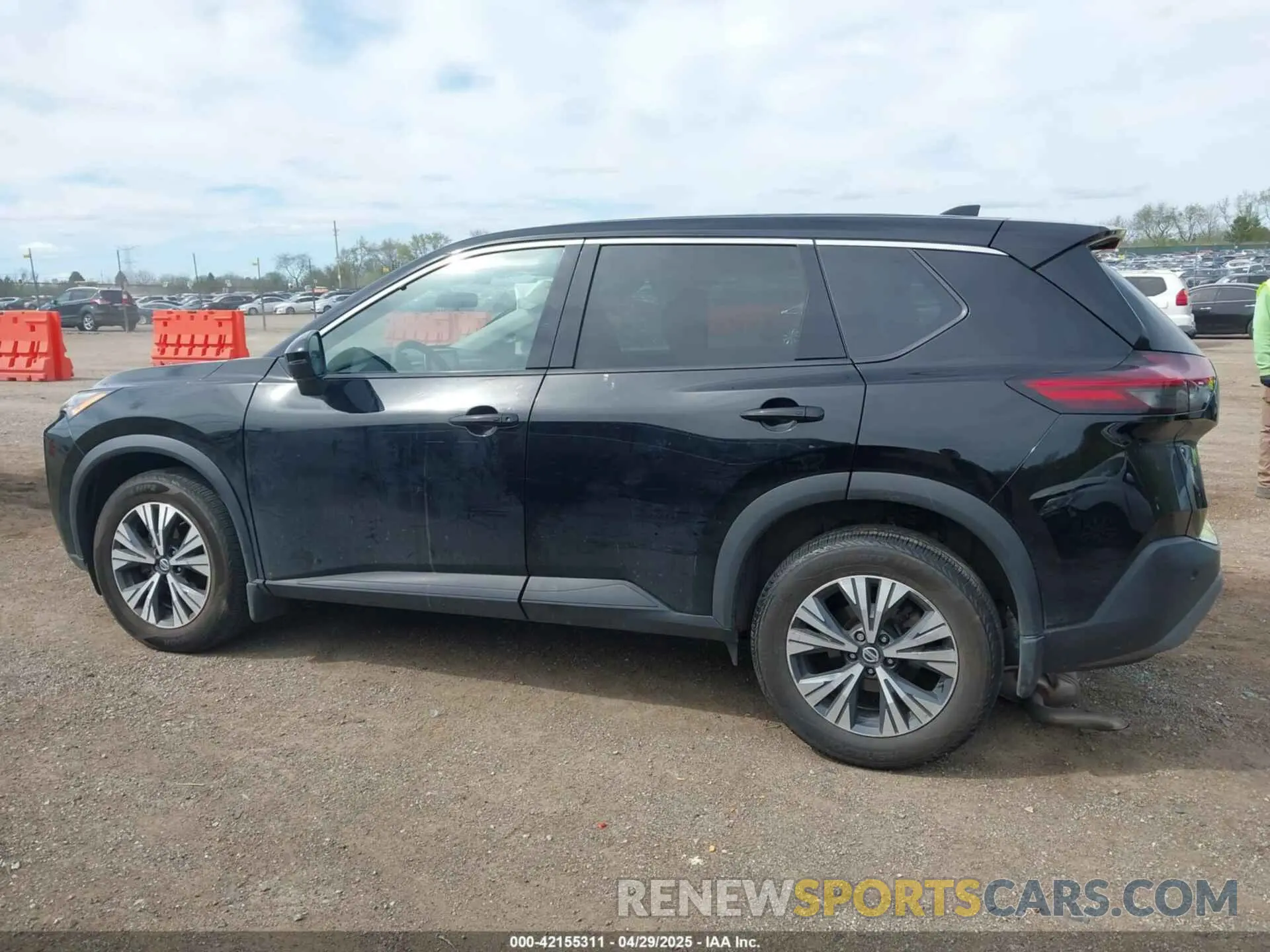 14 Photograph of a damaged car 5N1AT3BB9MC770905 NISSAN ROGUE 2021
