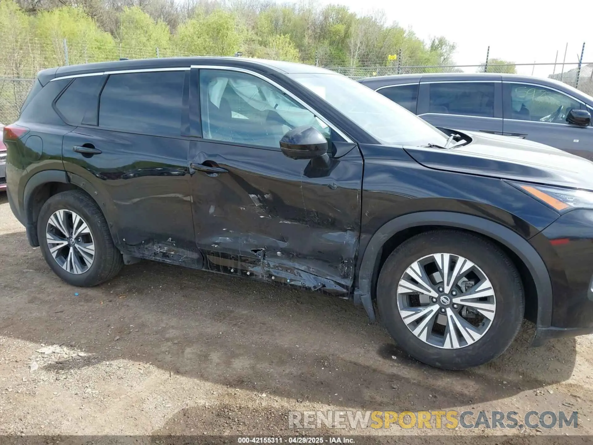 6 Photograph of a damaged car 5N1AT3BB9MC770905 NISSAN ROGUE 2021