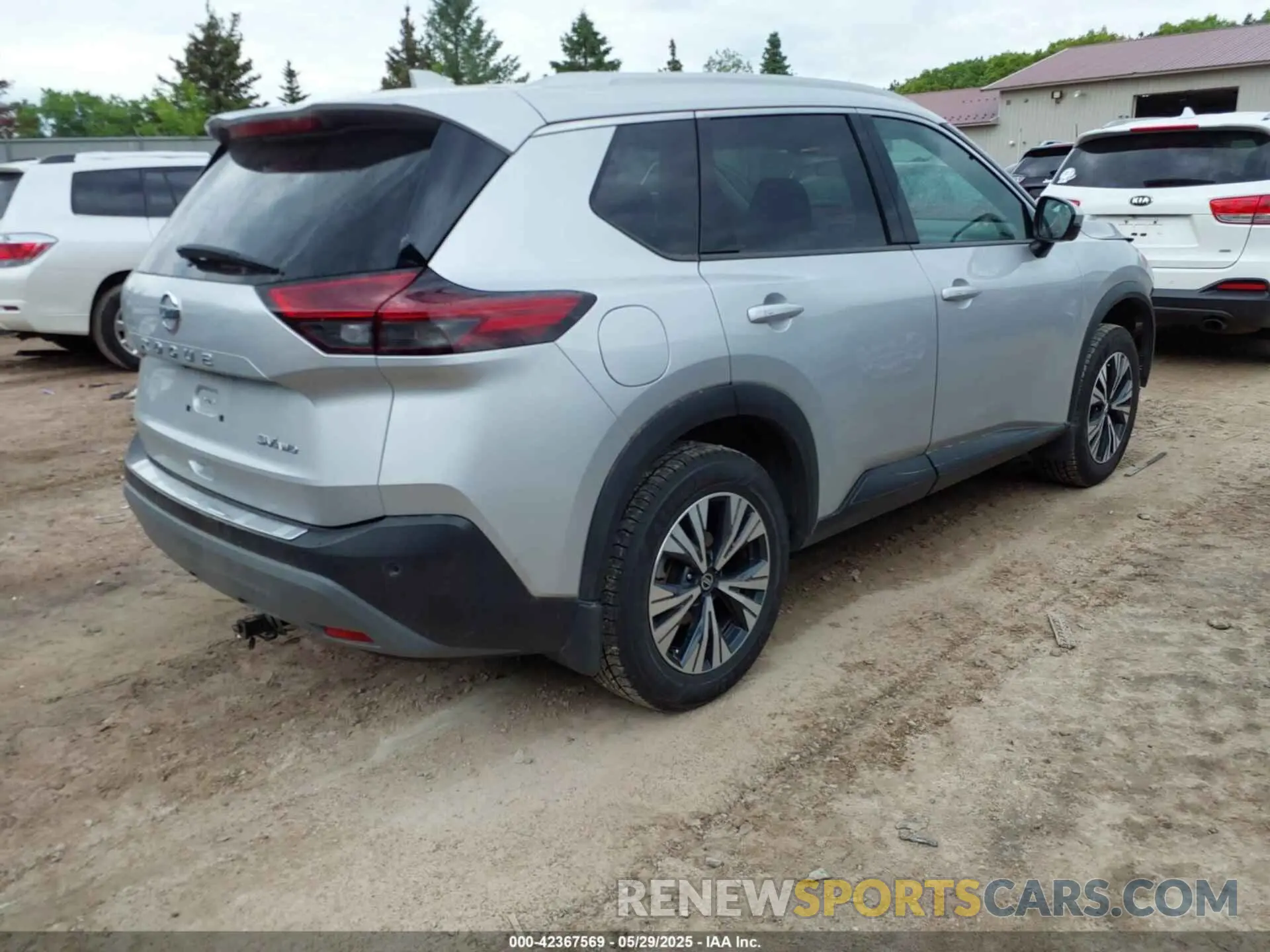 4 Photograph of a damaged car 5N1AT3BBXMC799877 NISSAN ROGUE 2021