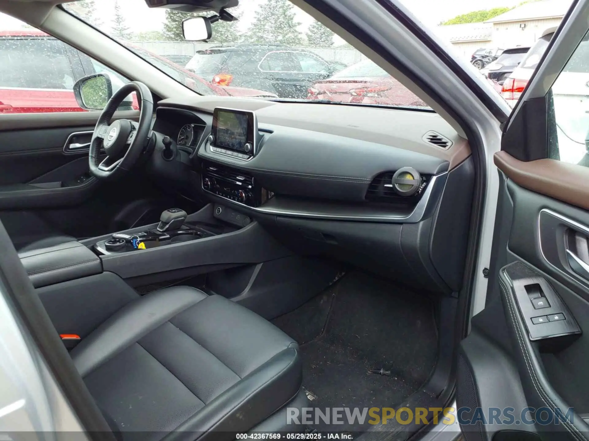 5 Photograph of a damaged car 5N1AT3BBXMC799877 NISSAN ROGUE 2021