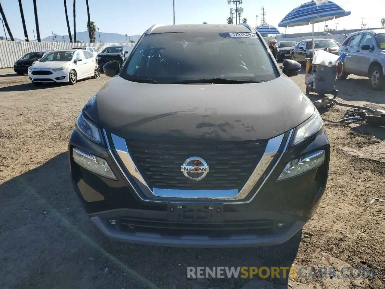 5 Photograph of a damaged car 5N1AT3CA0MC824288 NISSAN ROGUE 2021