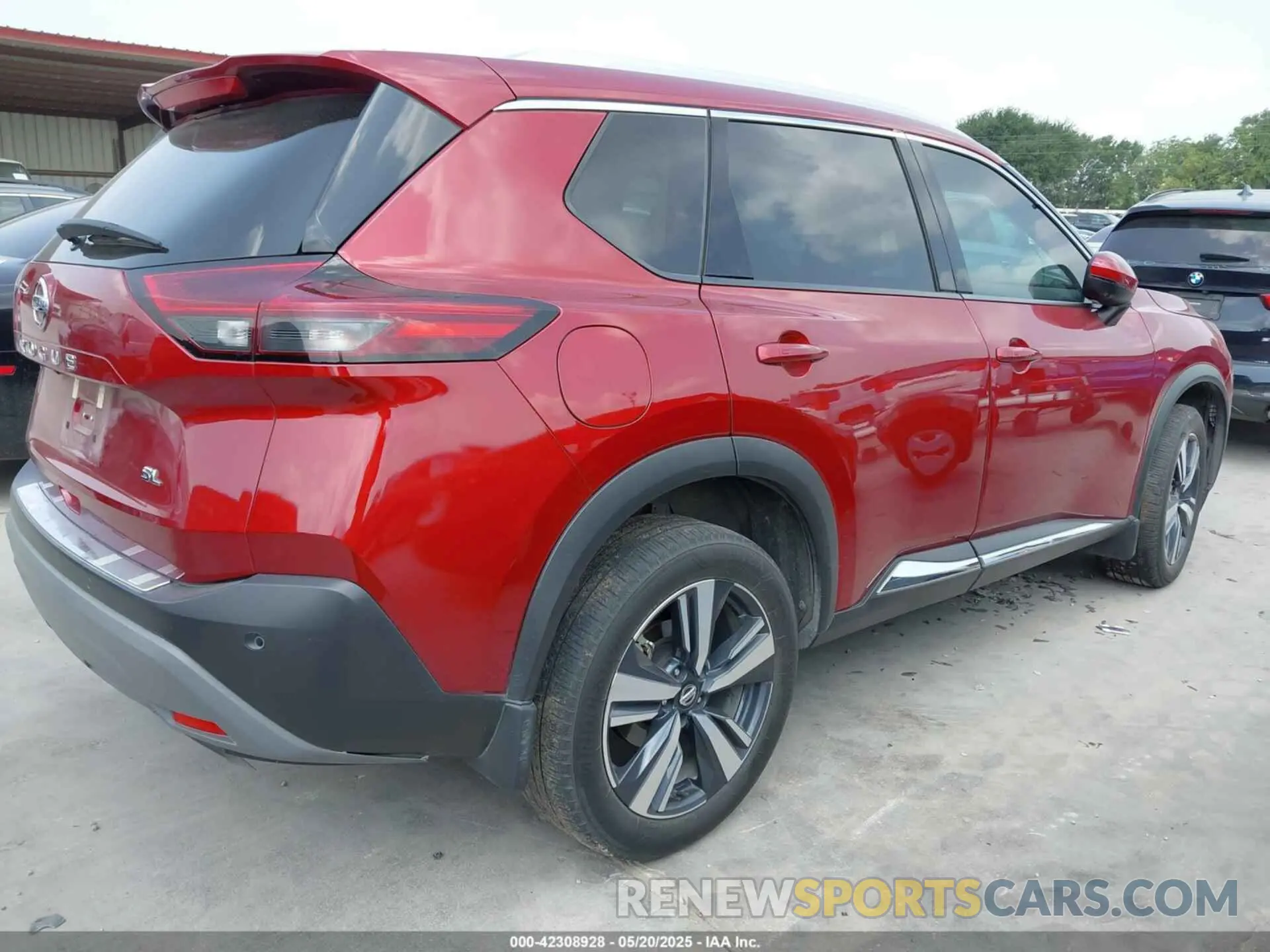 4 Photograph of a damaged car 5N1AT3CA4MC747778 NISSAN ROGUE 2021