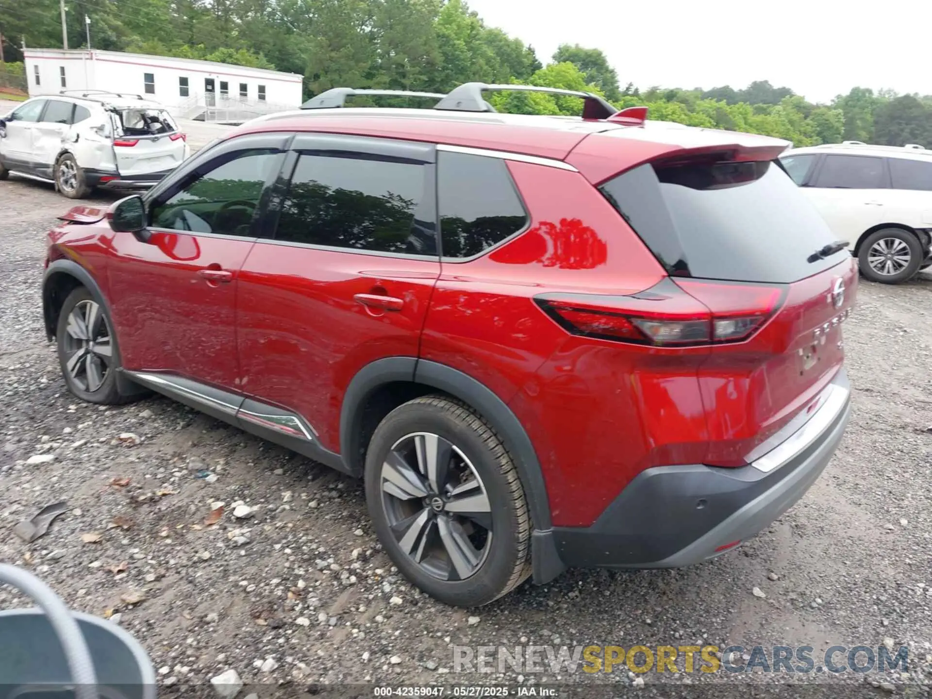 3 Photograph of a damaged car 5N1AT3CA5MC725255 NISSAN ROGUE 2021