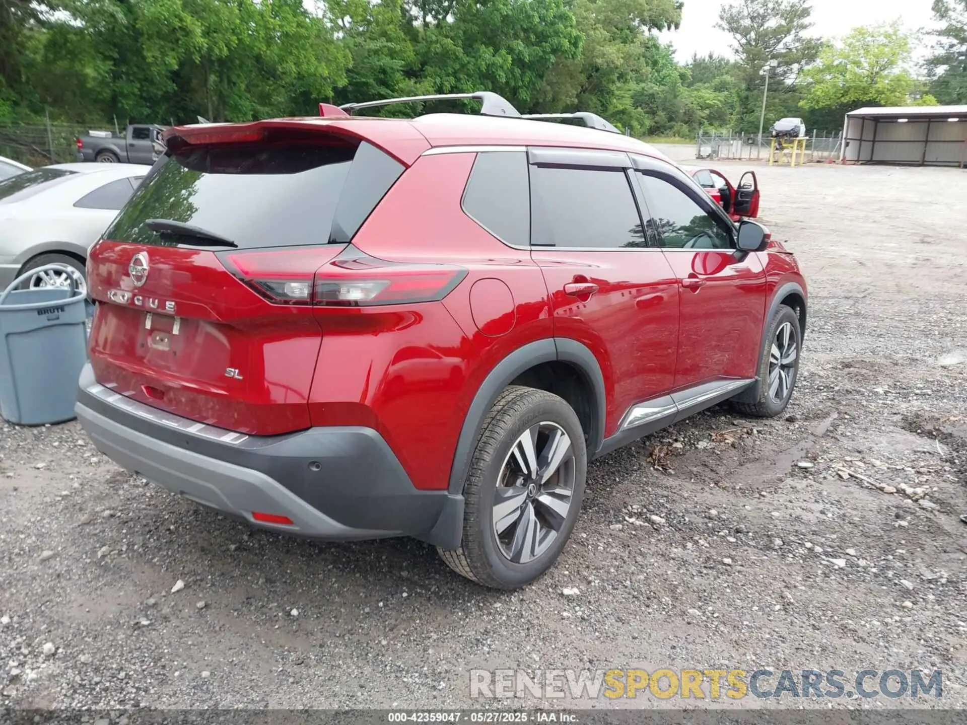 4 Photograph of a damaged car 5N1AT3CA5MC725255 NISSAN ROGUE 2021