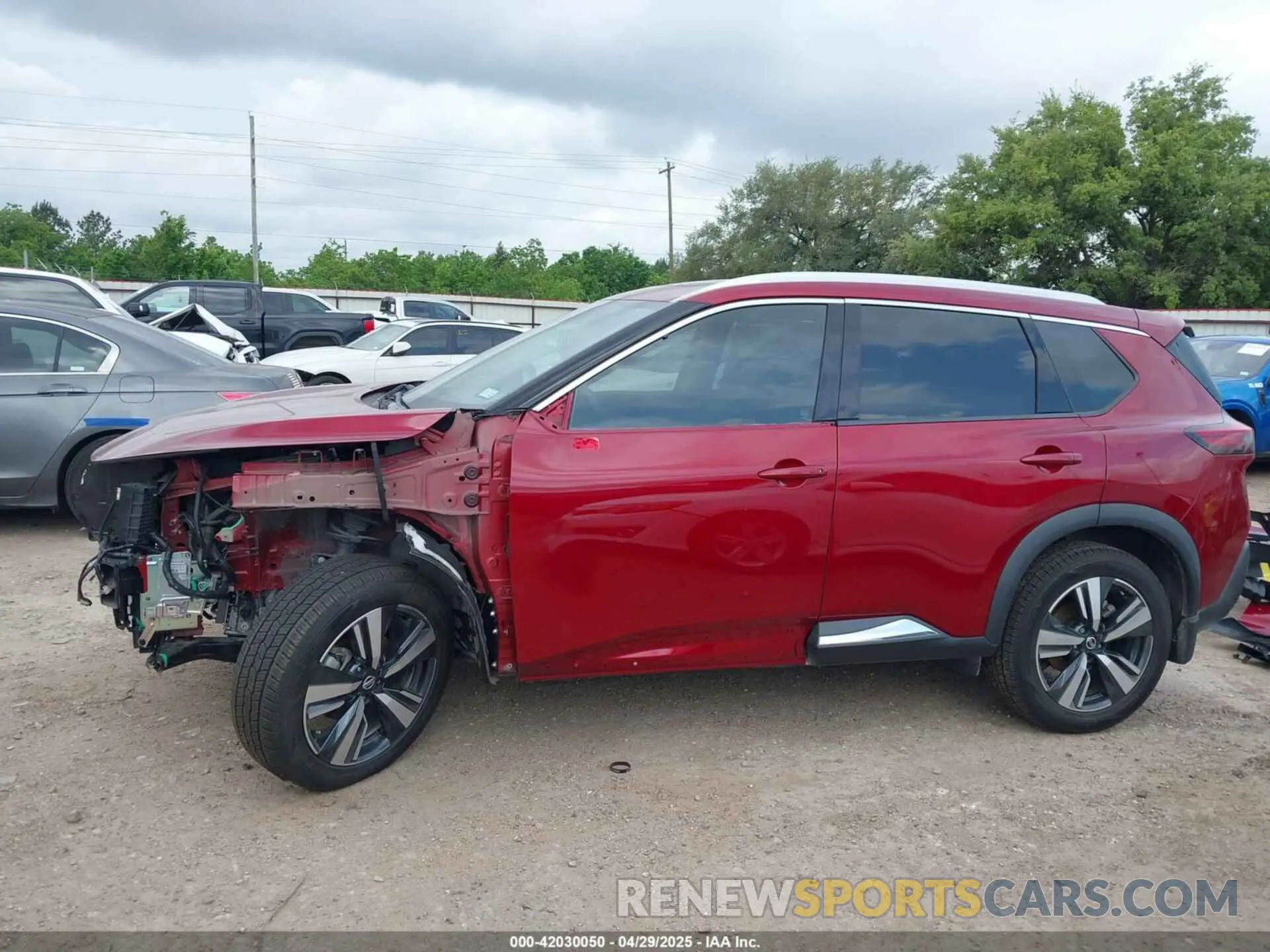 15 Photograph of a damaged car 5N1AT3CA5MC799288 NISSAN ROGUE 2021