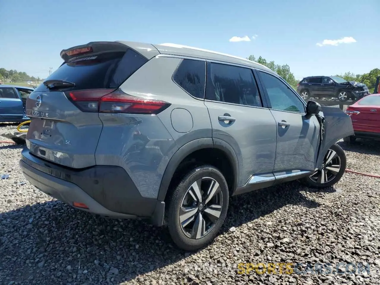 3 Photograph of a damaged car 5N1AT3CAXMC829689 NISSAN ROGUE 2021
