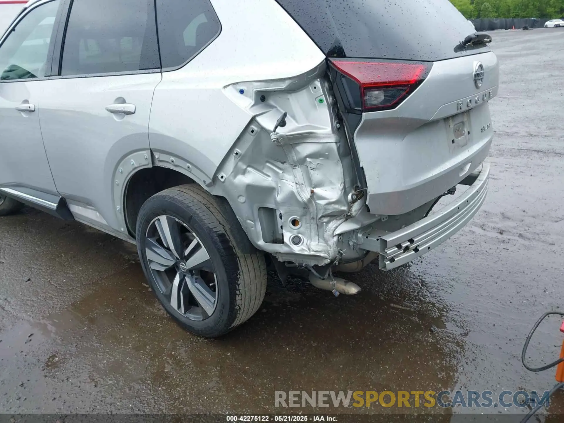 6 Photograph of a damaged car 5N1AT3CB0MC796789 NISSAN ROGUE 2021