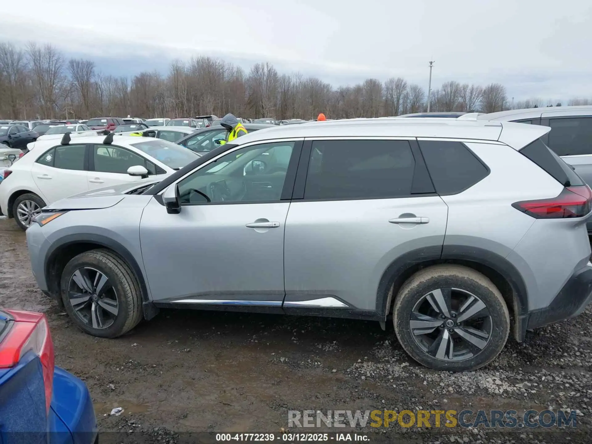 14 Photograph of a damaged car 5N1AT3CB4MC679622 NISSAN ROGUE 2021